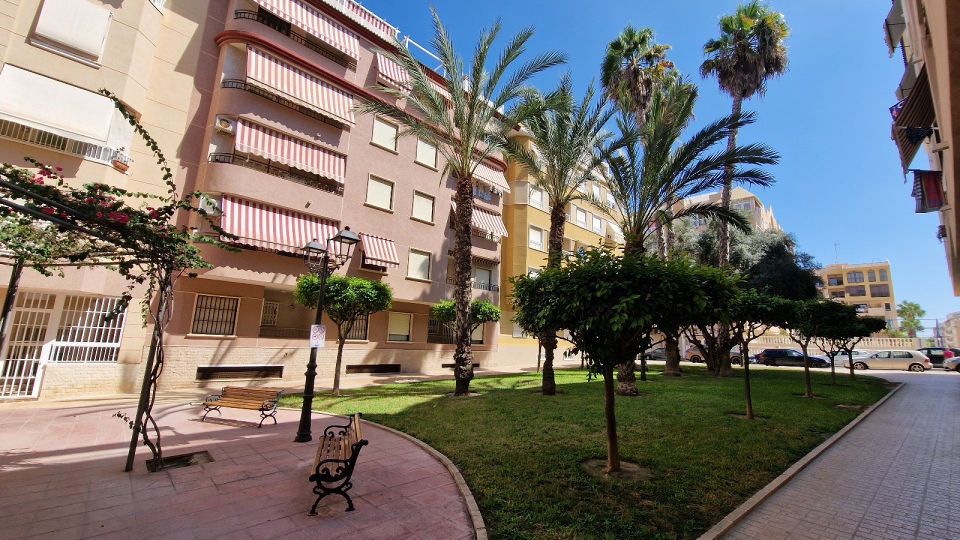 Återförsäljning - Lägenhet - Guardamar del Segura - Mercadona Area