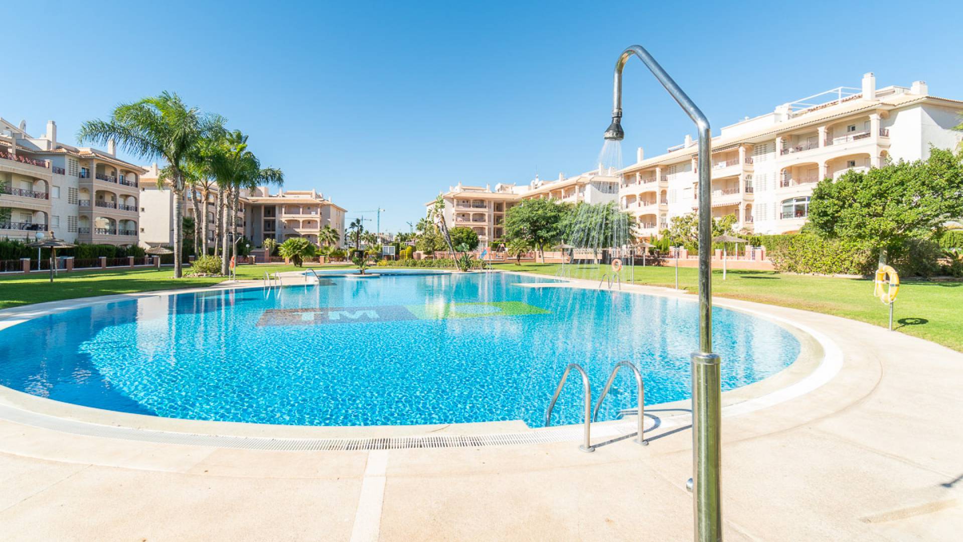 Återförsäljning - Lägenhet - Playa Flamenca - Laguna Golf