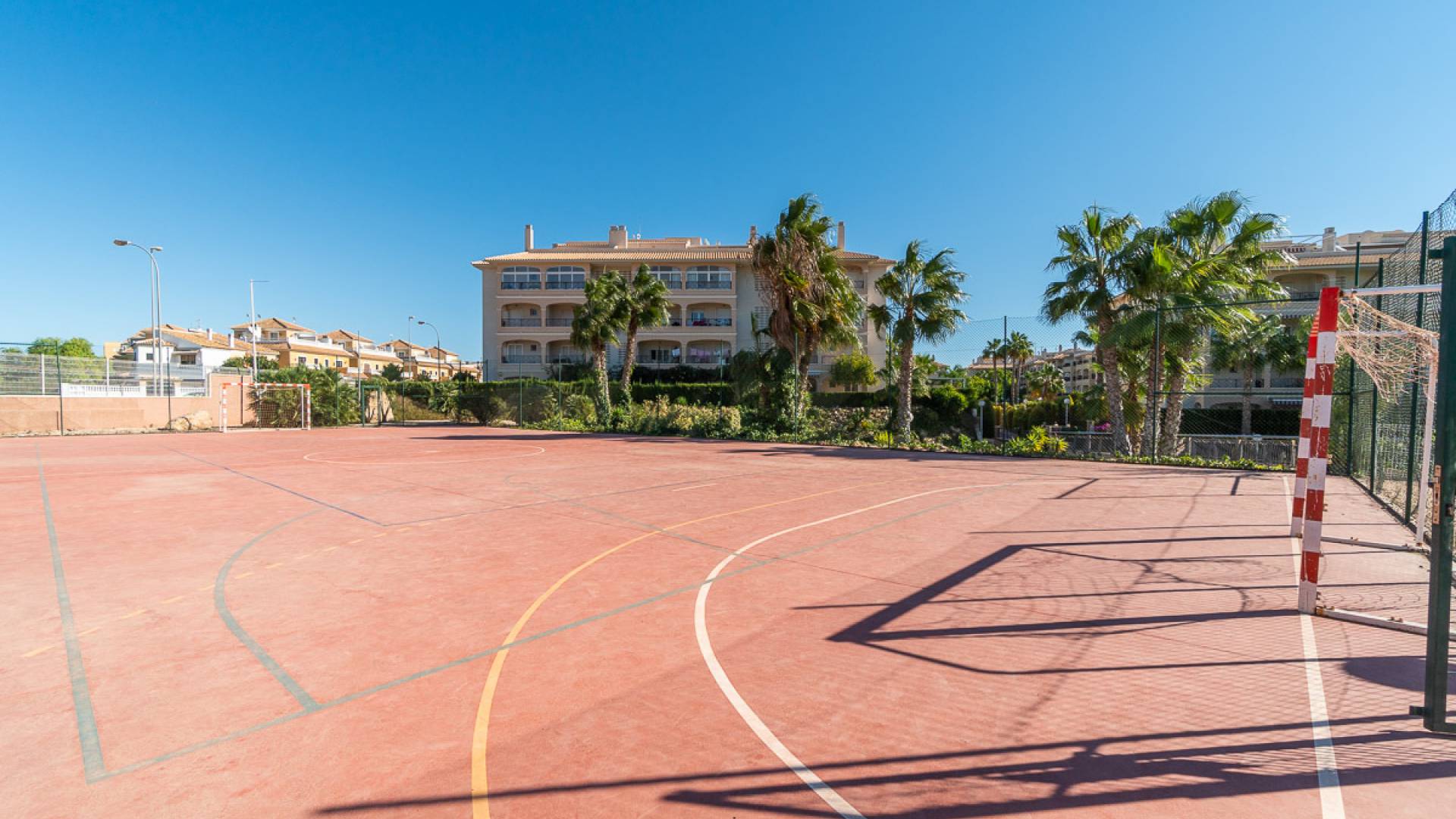 Återförsäljning - Lägenhet - Playa Flamenca - Laguna Golf