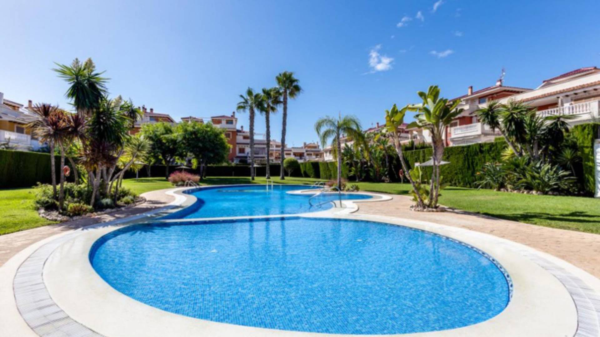 Återförsäljning - Lägenhet - Playa Flamenca - zeniamar
