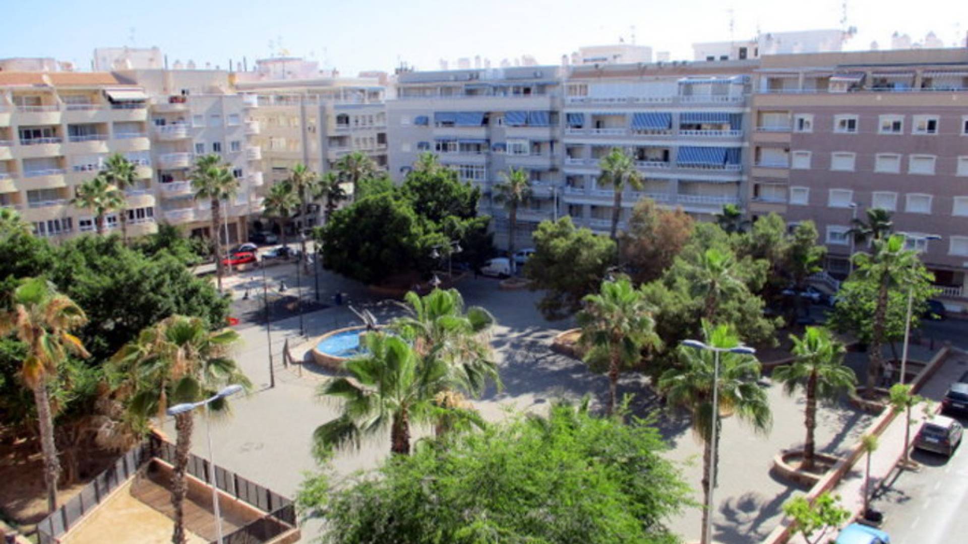 Återförsäljning - Lägenhet - Torrevieja - Beachside Torrevieja