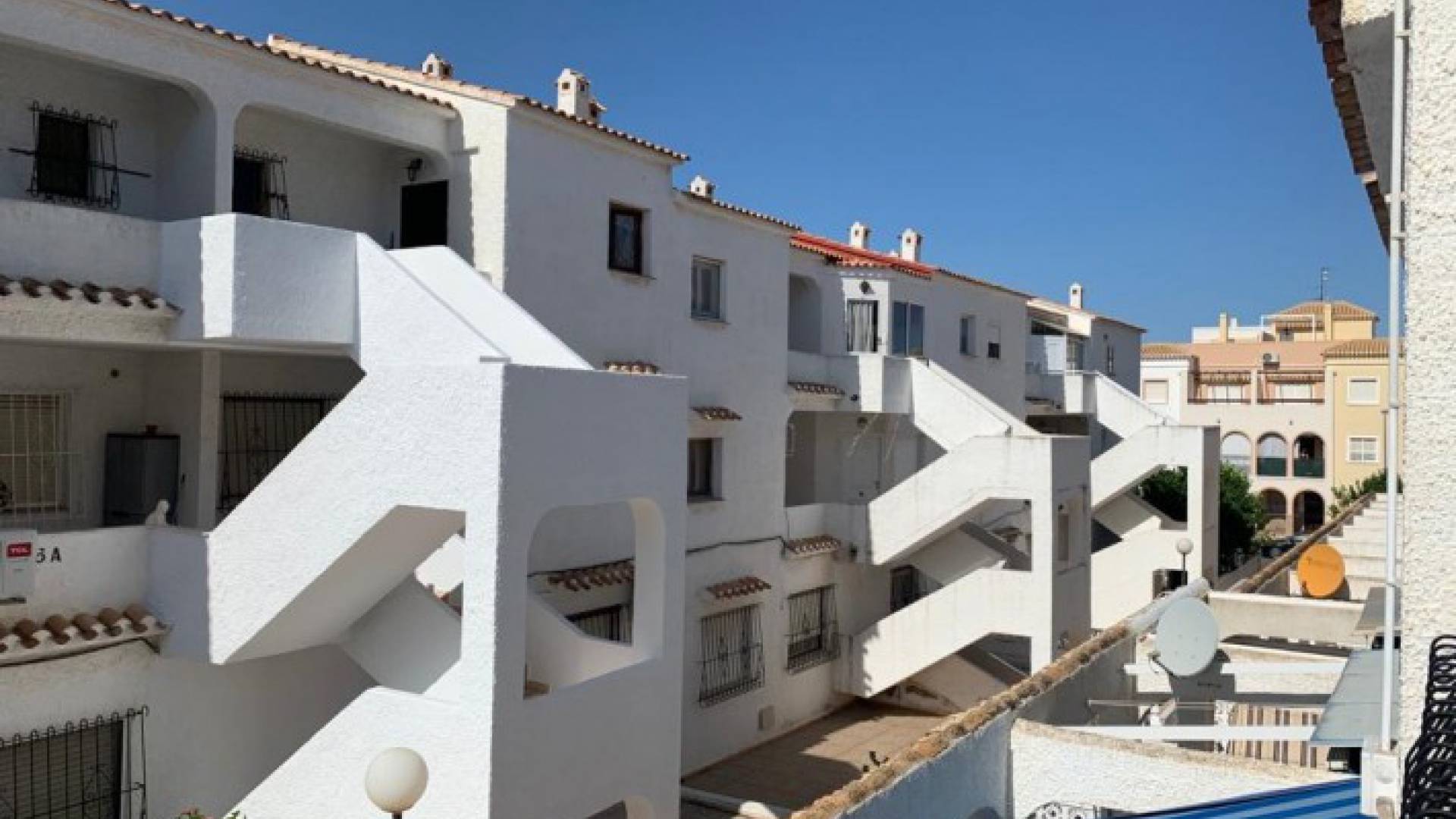 Återförsäljning - Lägenhet - Torrevieja - Beachside Torrevieja