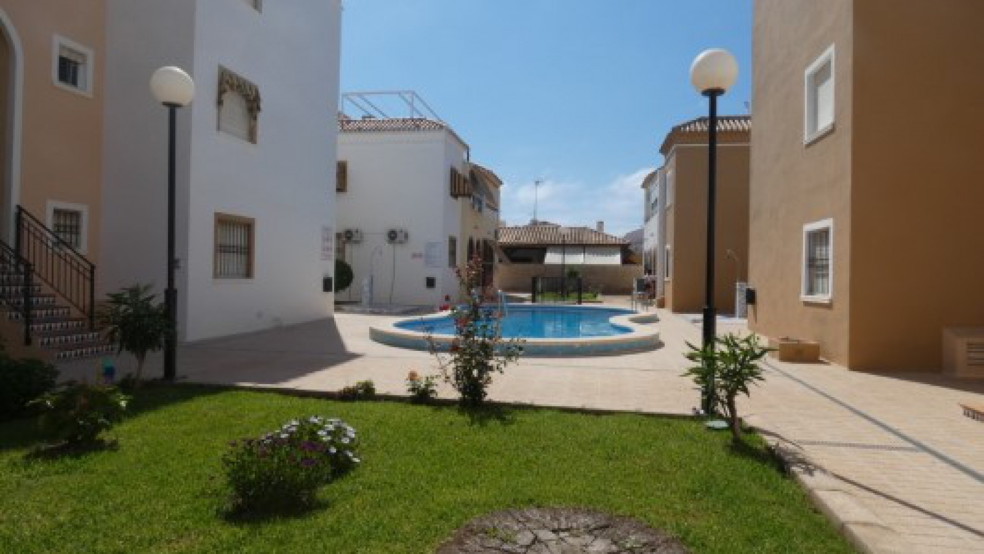 Återförsäljning - Lägenhet - Torrevieja - el paraiso