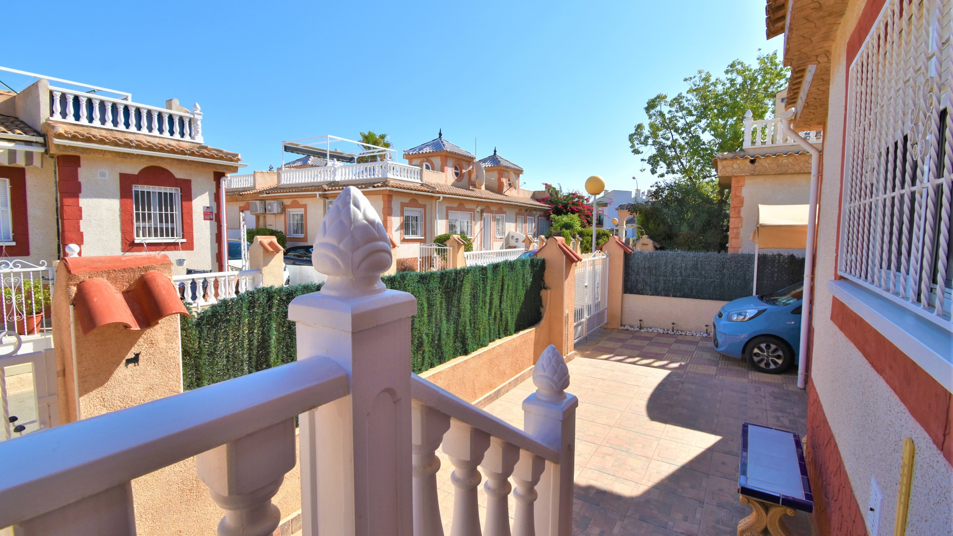 Återförsäljning - Villa - Orihuela Costa - Playa Flamenca