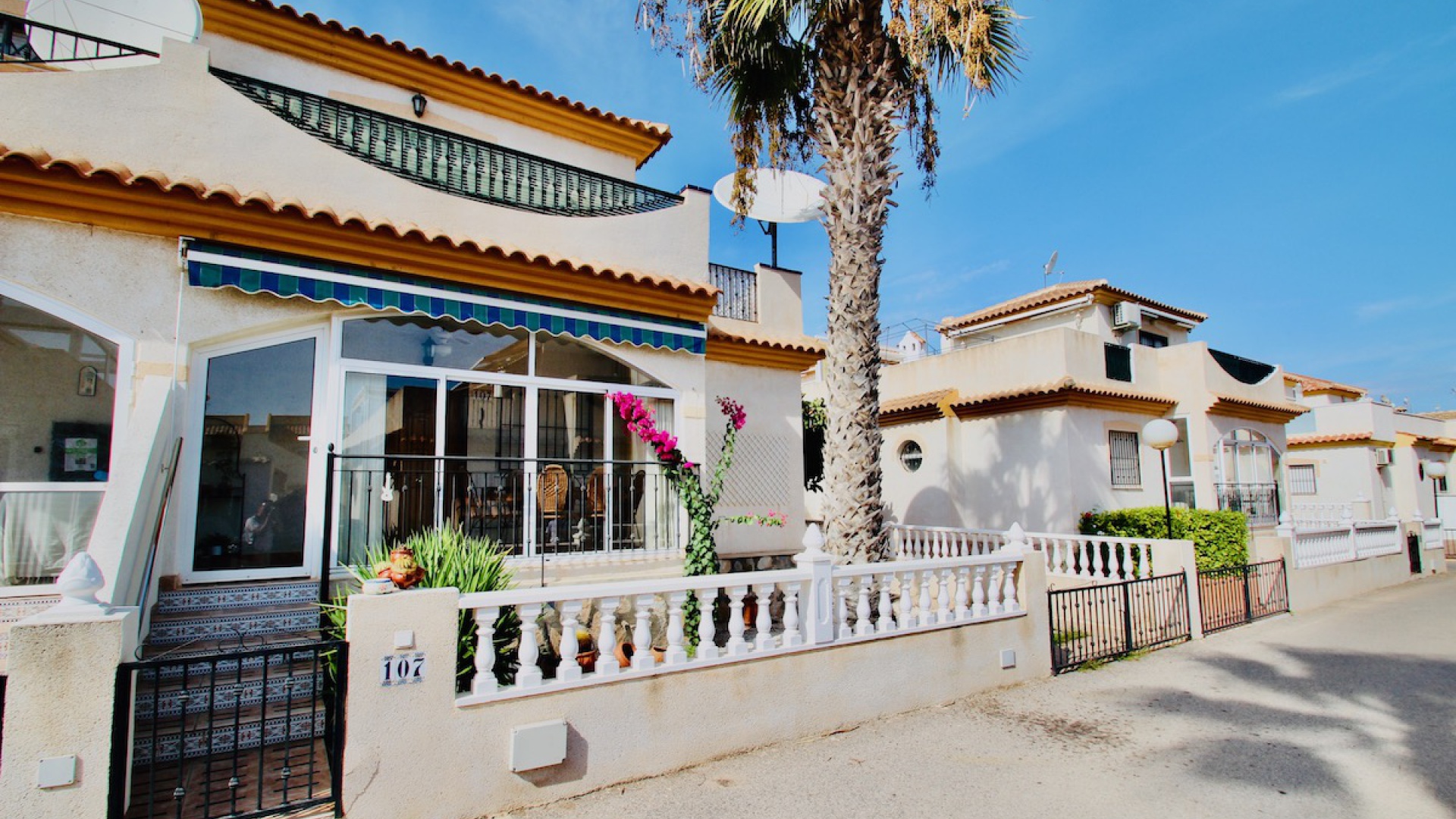 Återförsäljning - Villa - Playa Flamenca - iria