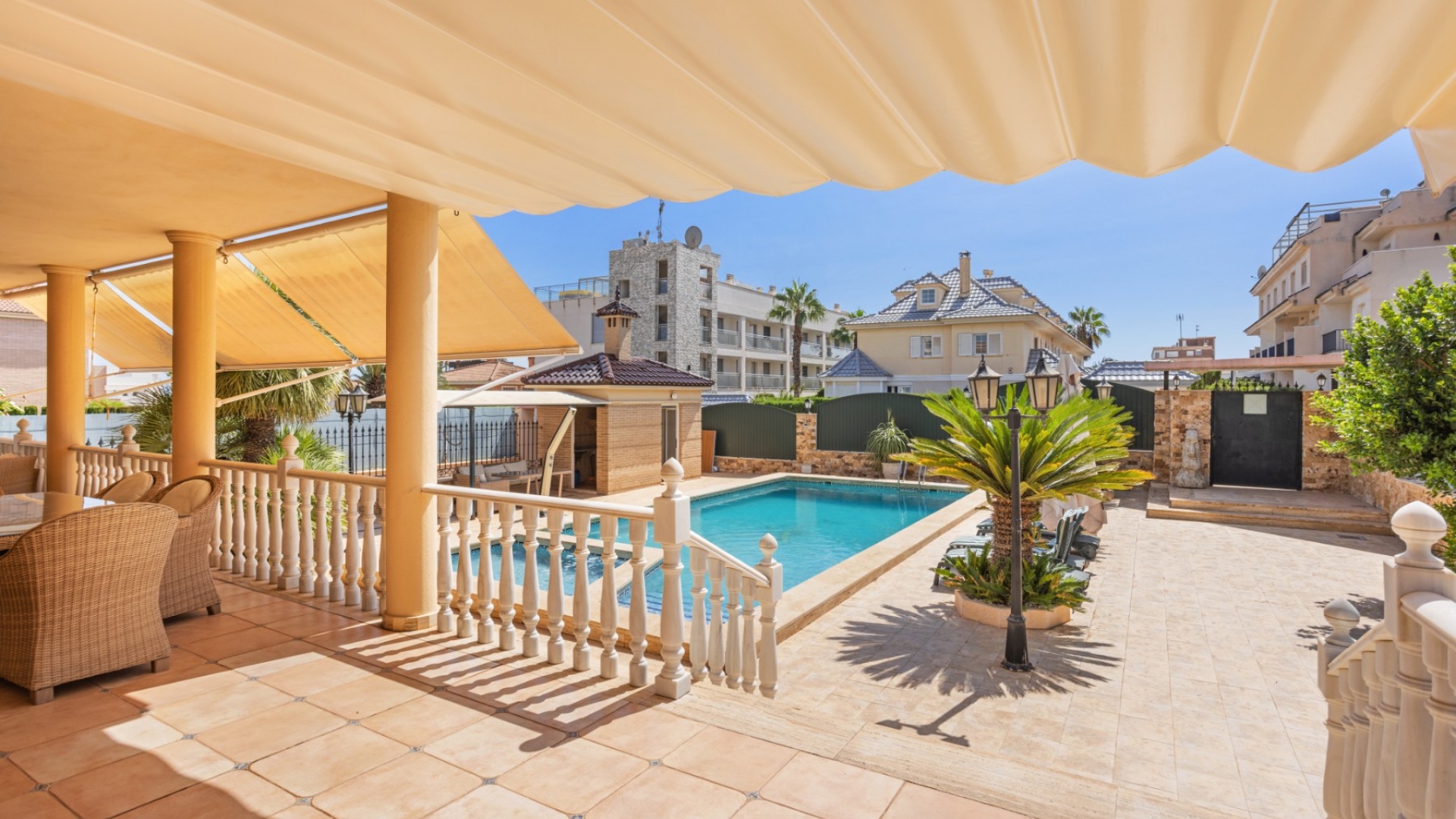 Återförsäljning - Villa - Torrevieja - La Veleta