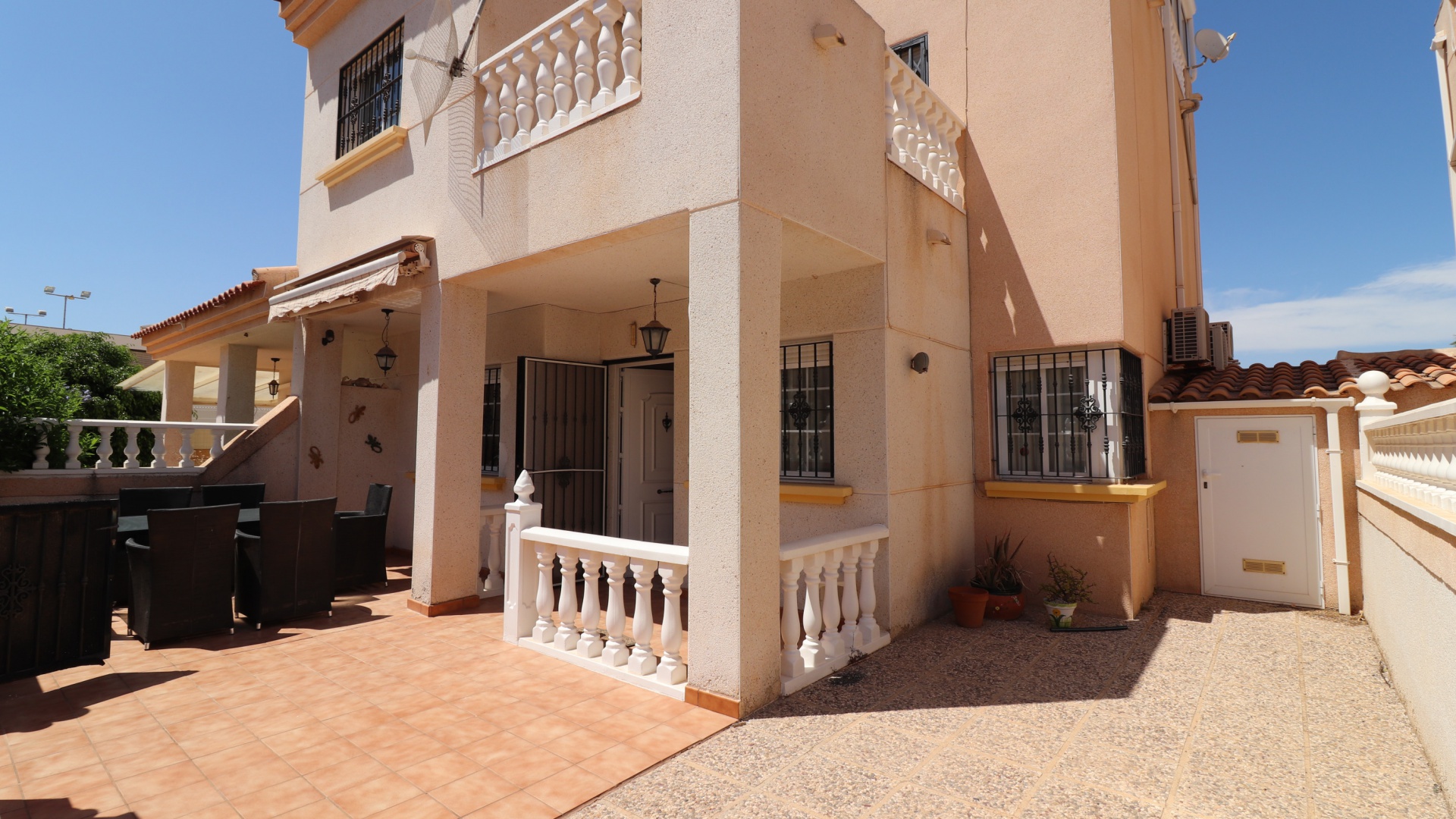 Återförsäljning - Villa - Torrevieja - Torretas