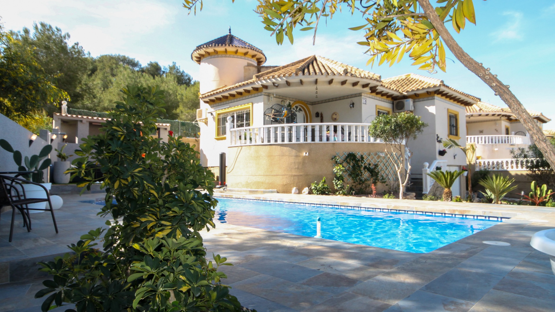 Återförsäljning - Villa - Villamartin - Costa Blanca South