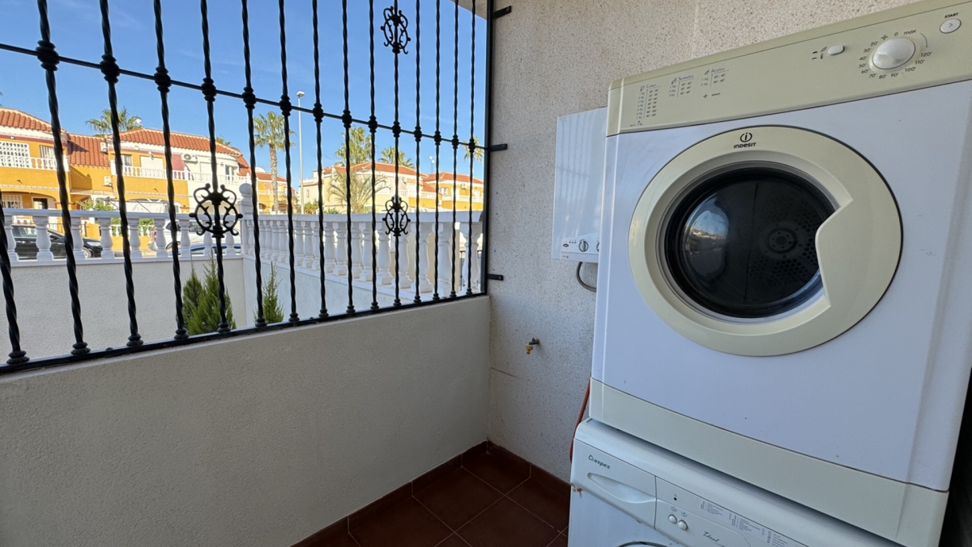 Resale - Apartment - Cabo Roig - la regia