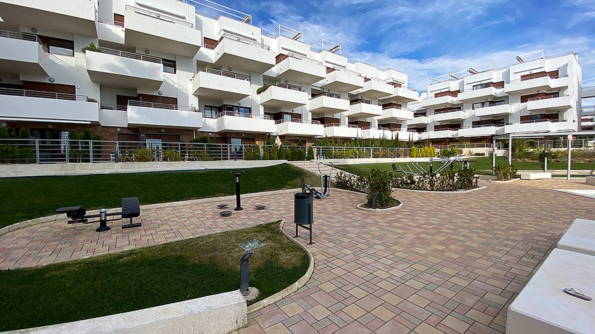 Resale - Apartment - Cabo Roig - Lomas de Cabo Roig