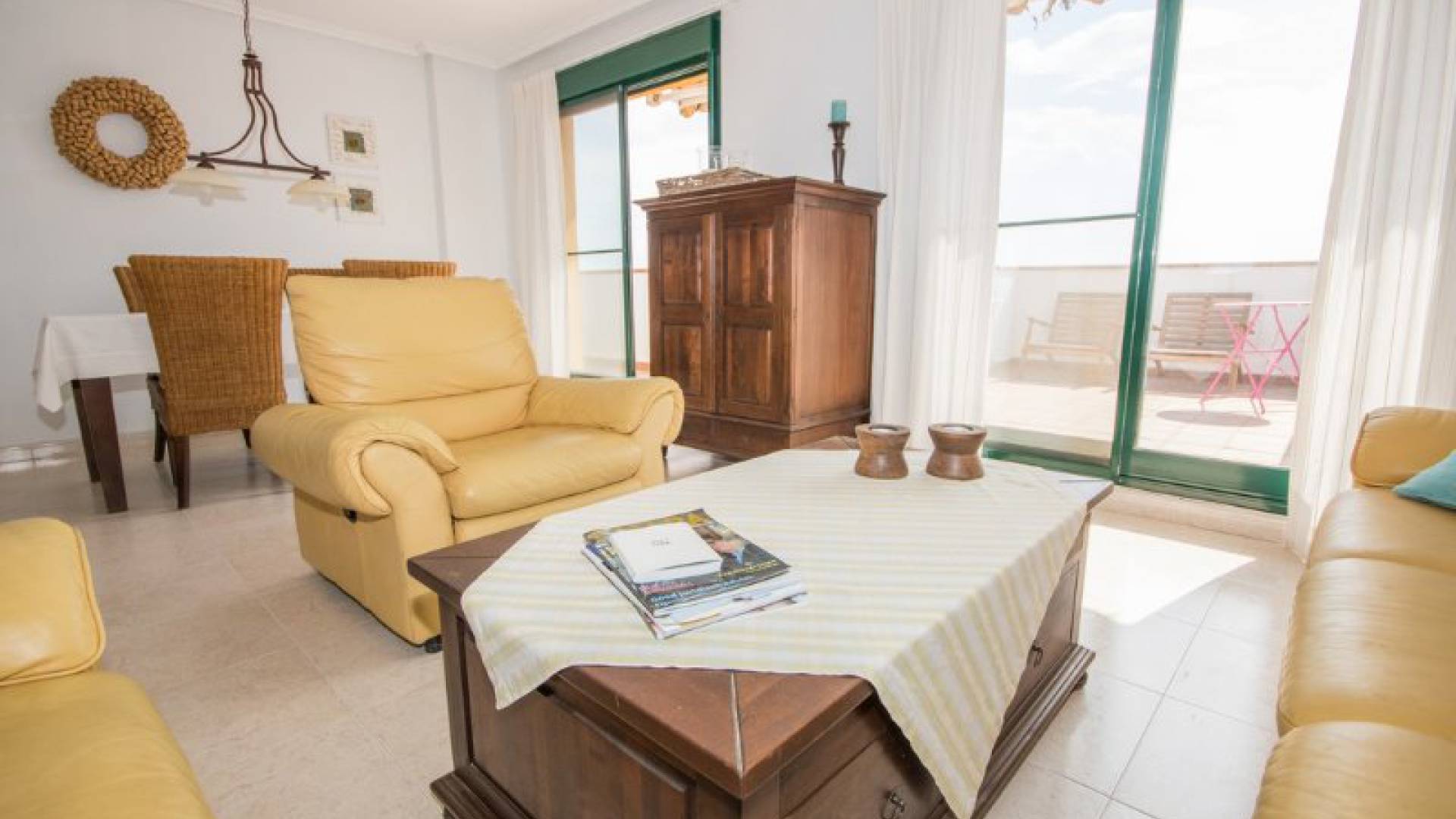 Resale - Apartment - Campoamor - Res. Los Almendros