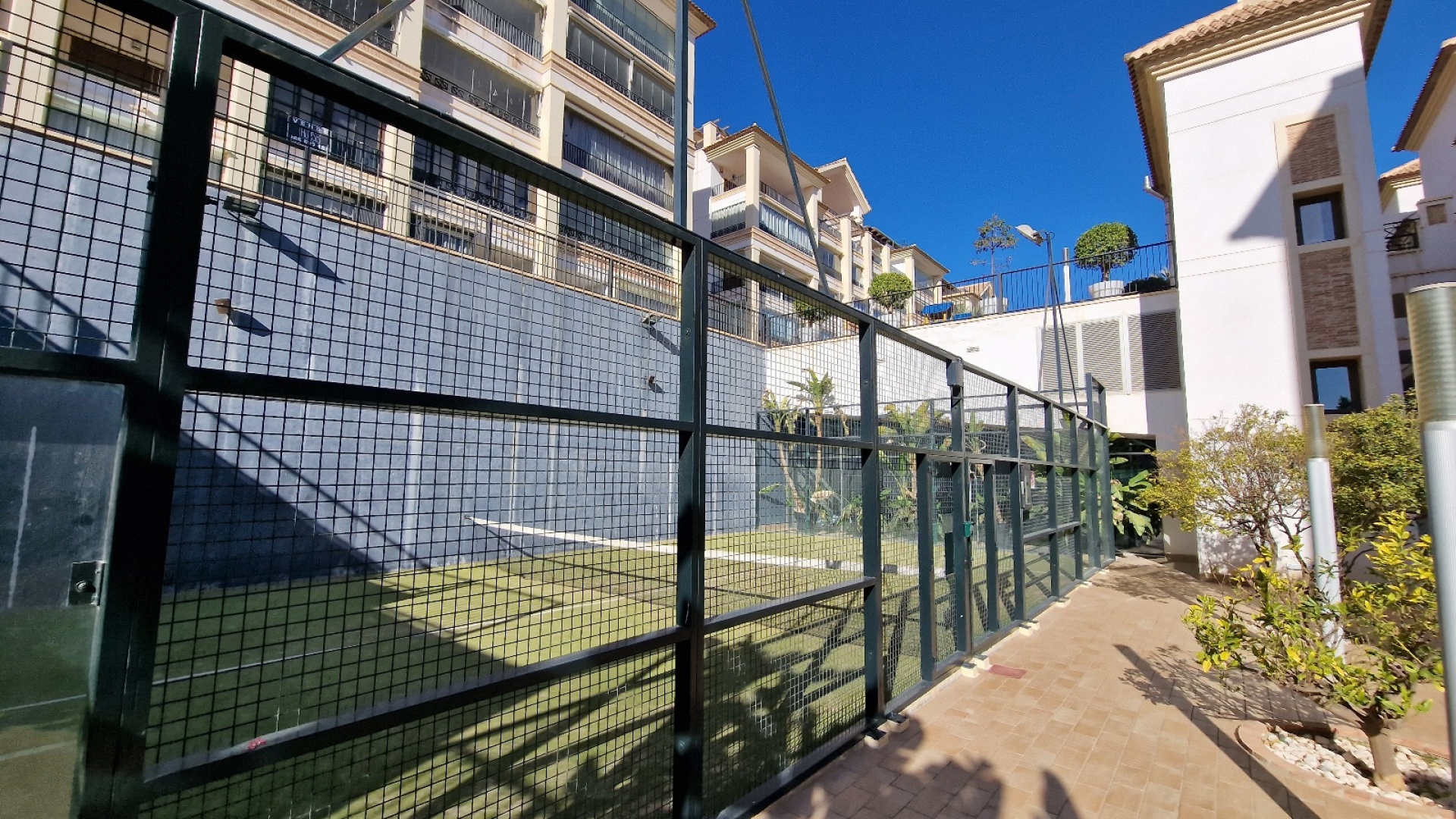 Resale - Apartment - Guardamar del Segura - Marjal Beach