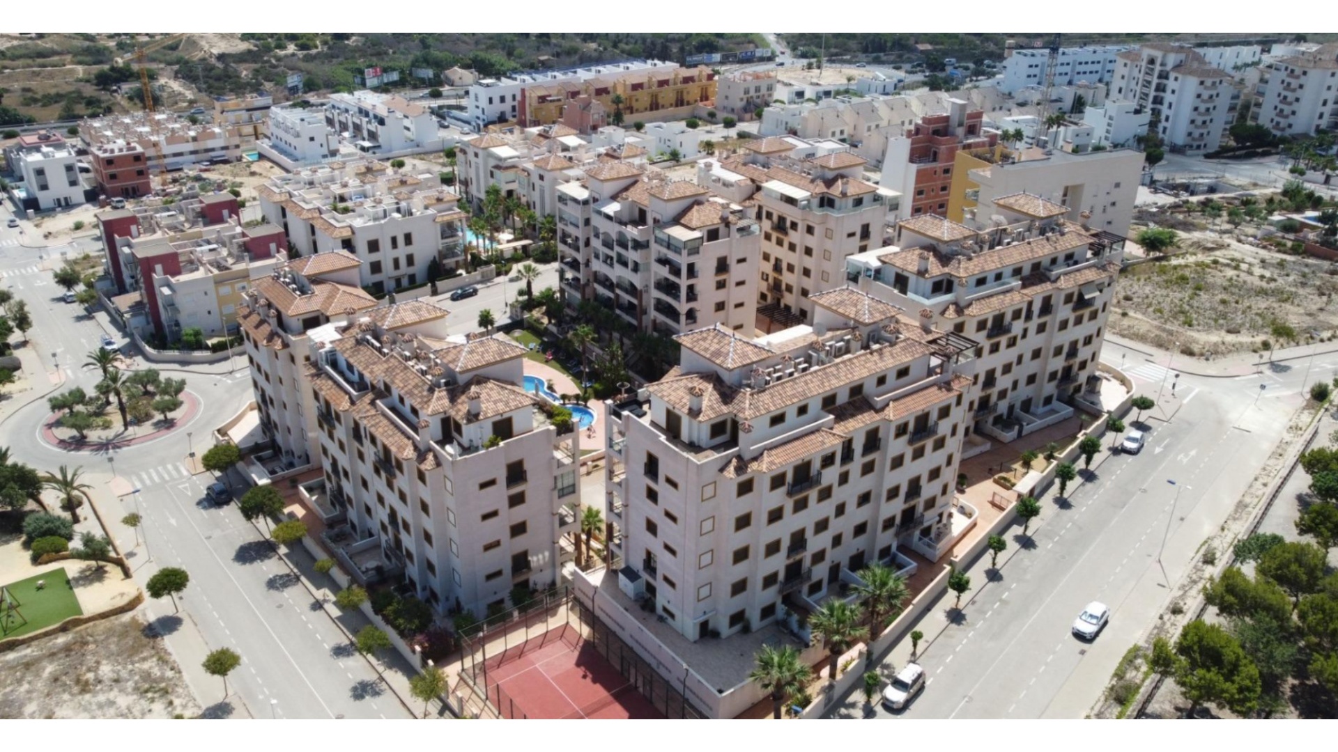 Resale - Apartment - Guardamar del Segura - Marjal Beach