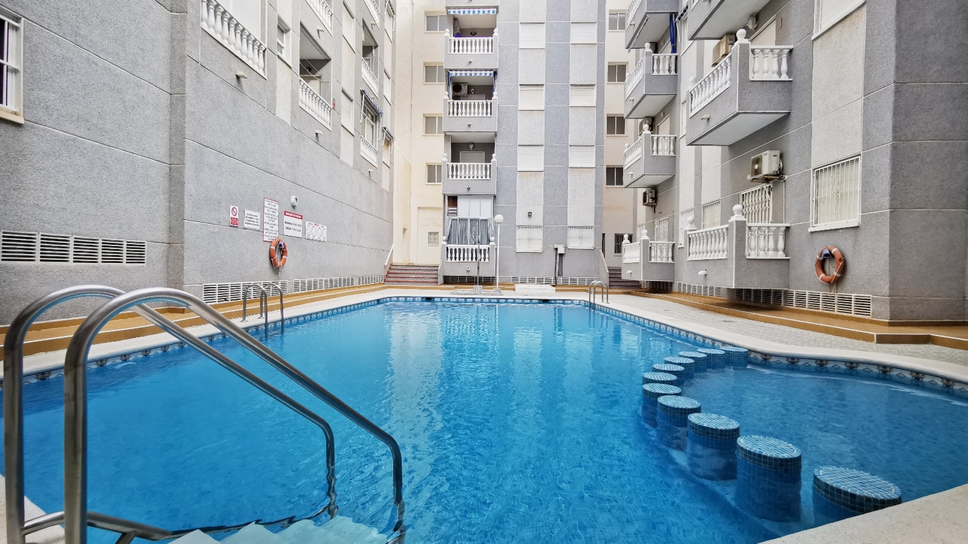 Resale - Apartment - Guardamar del Segura - Mercadona Area