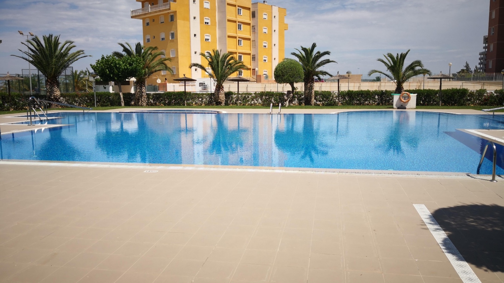 Resale - Apartment - Guardamar del Segura