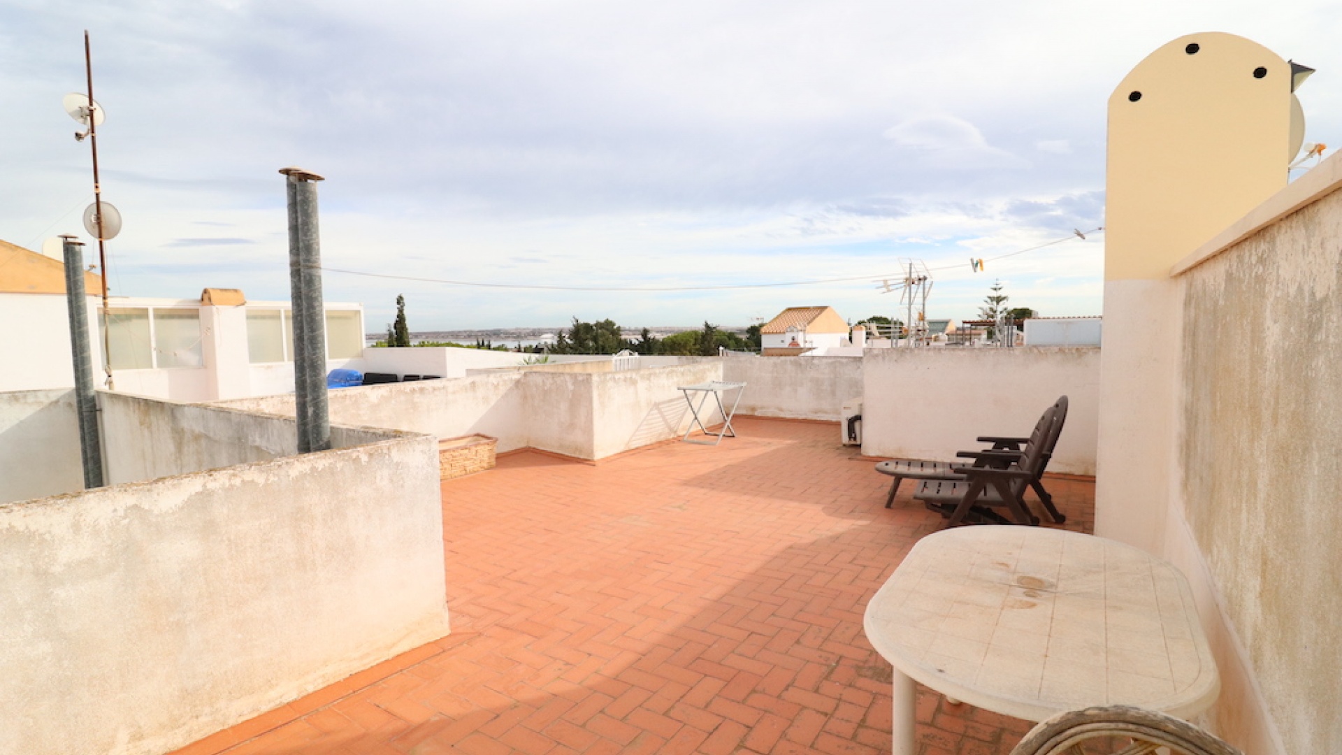 Resale - Apartment - Los Balcones - lago sol