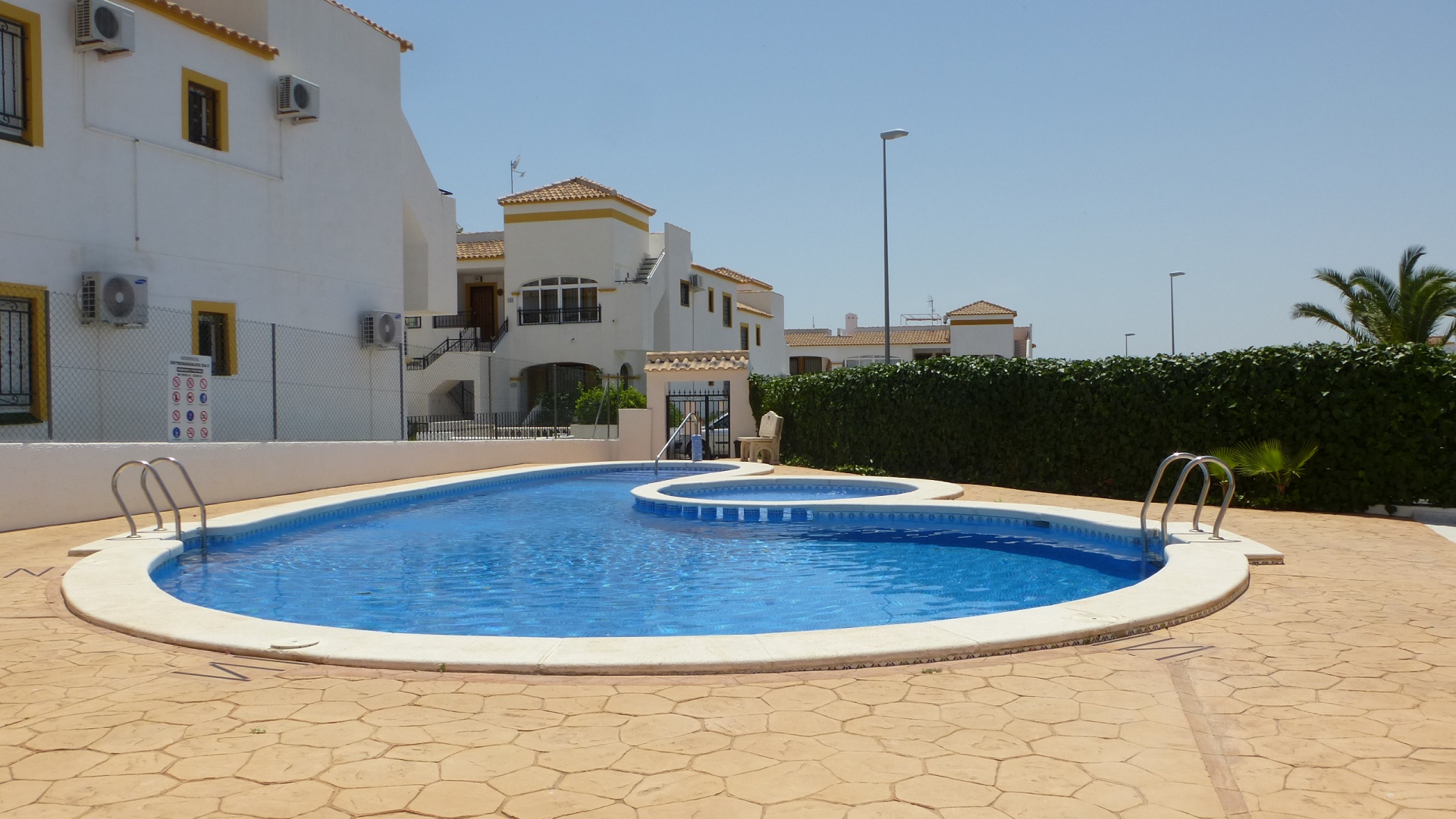 Resale - Apartment - Los Montesinos - entre naranjos