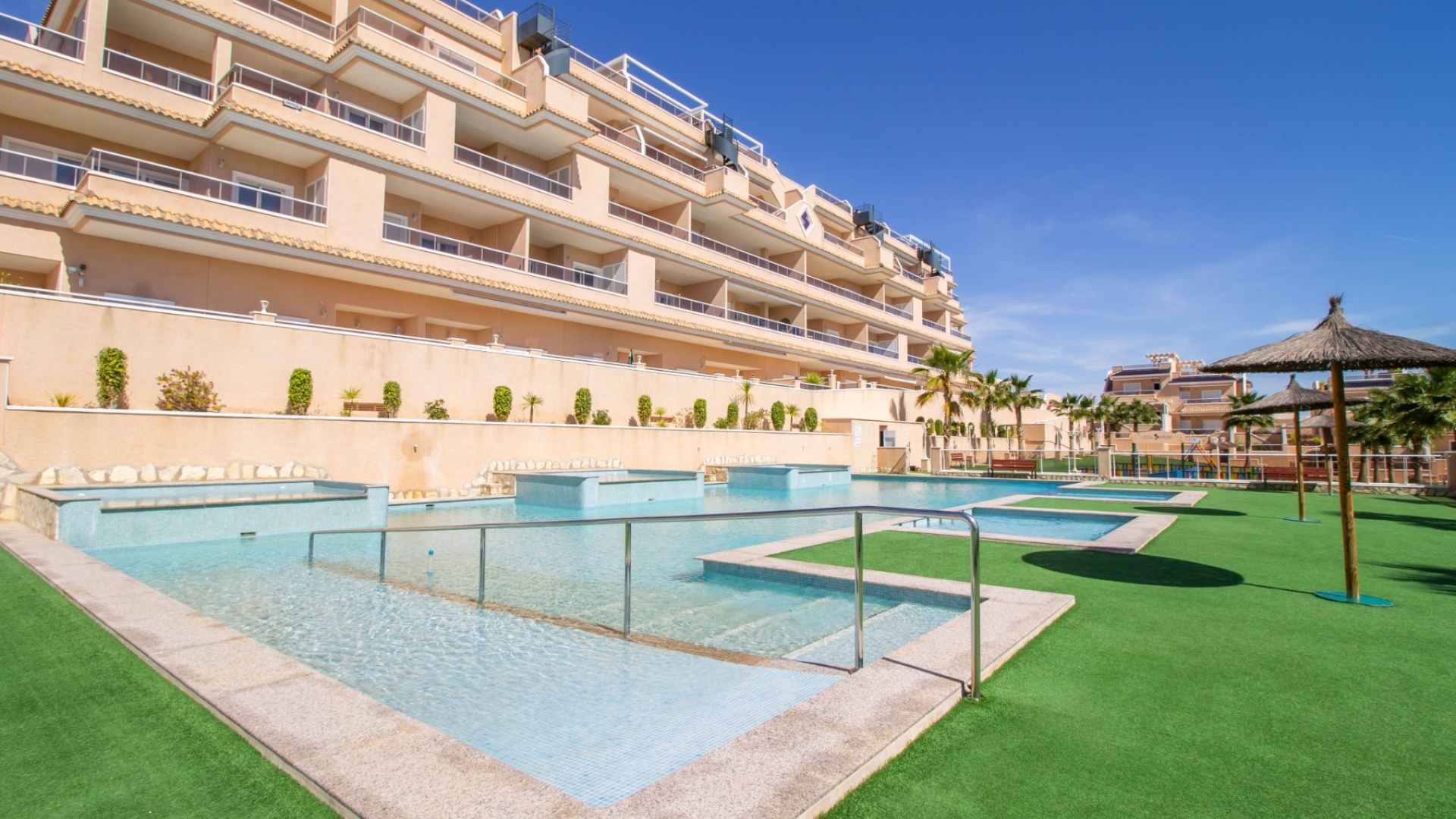 Resale - Apartment - Orihuela Costa - Punta Prima