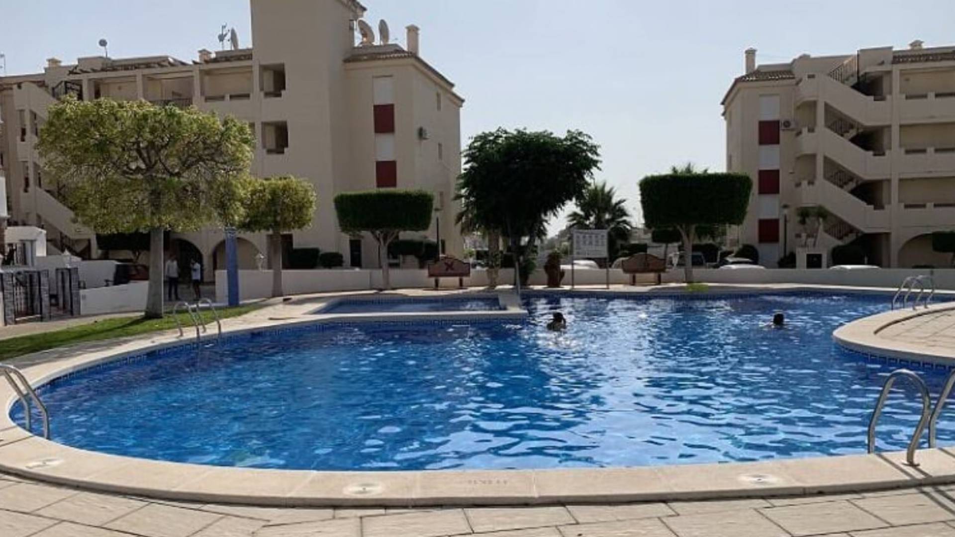 Resale - Apartment - Playa Flamenca - jumilla