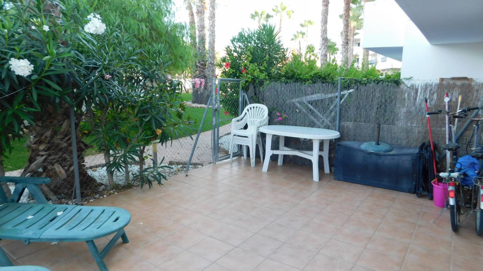 Resale - Apartment - Playa Flamenca - la calma