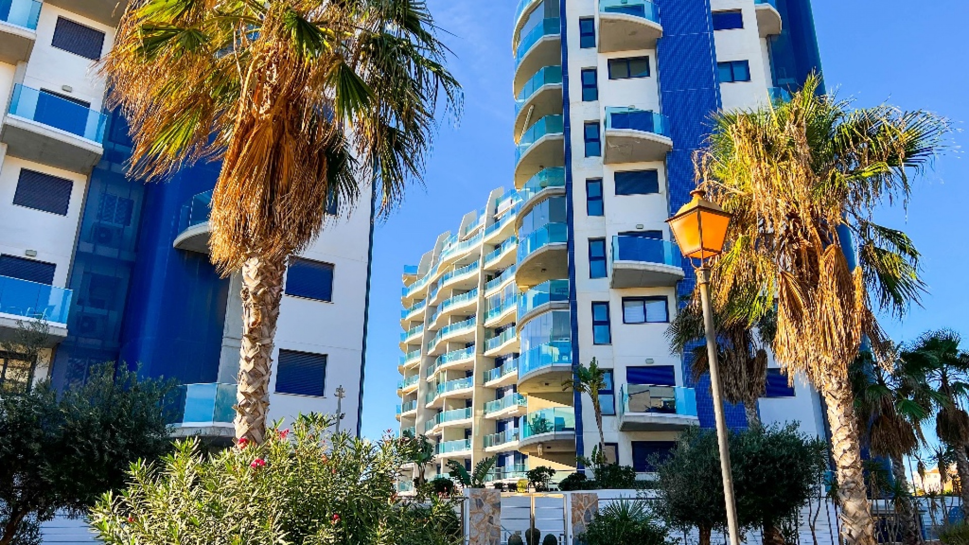 Resale - Apartment - Punta Prima