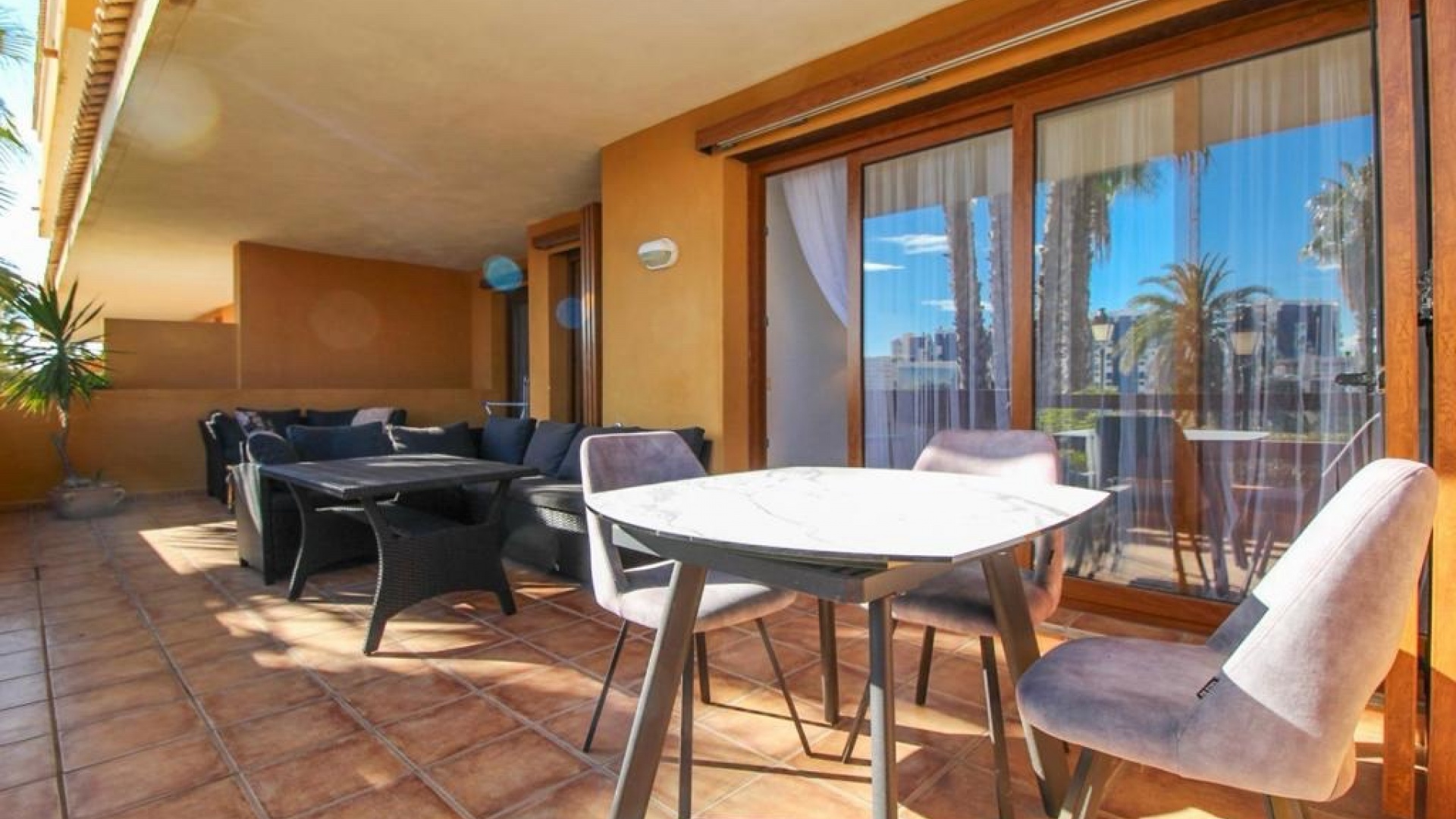 Resale - Apartment - Punta Prima