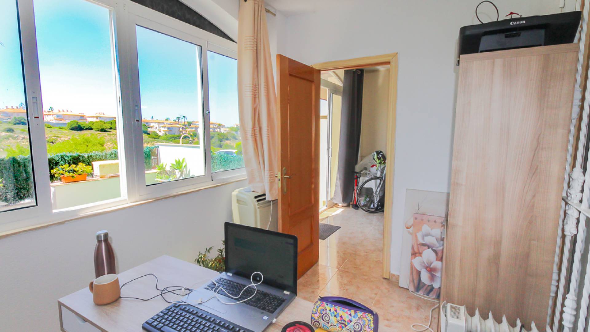 Resale - Apartment - Torrevieja - Aguas Nuevas