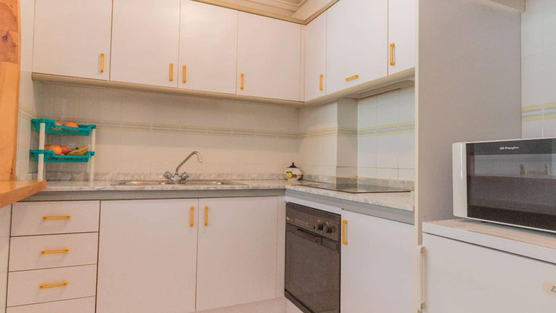 Resale - Apartment - Torrevieja - Beachside Torrevieja