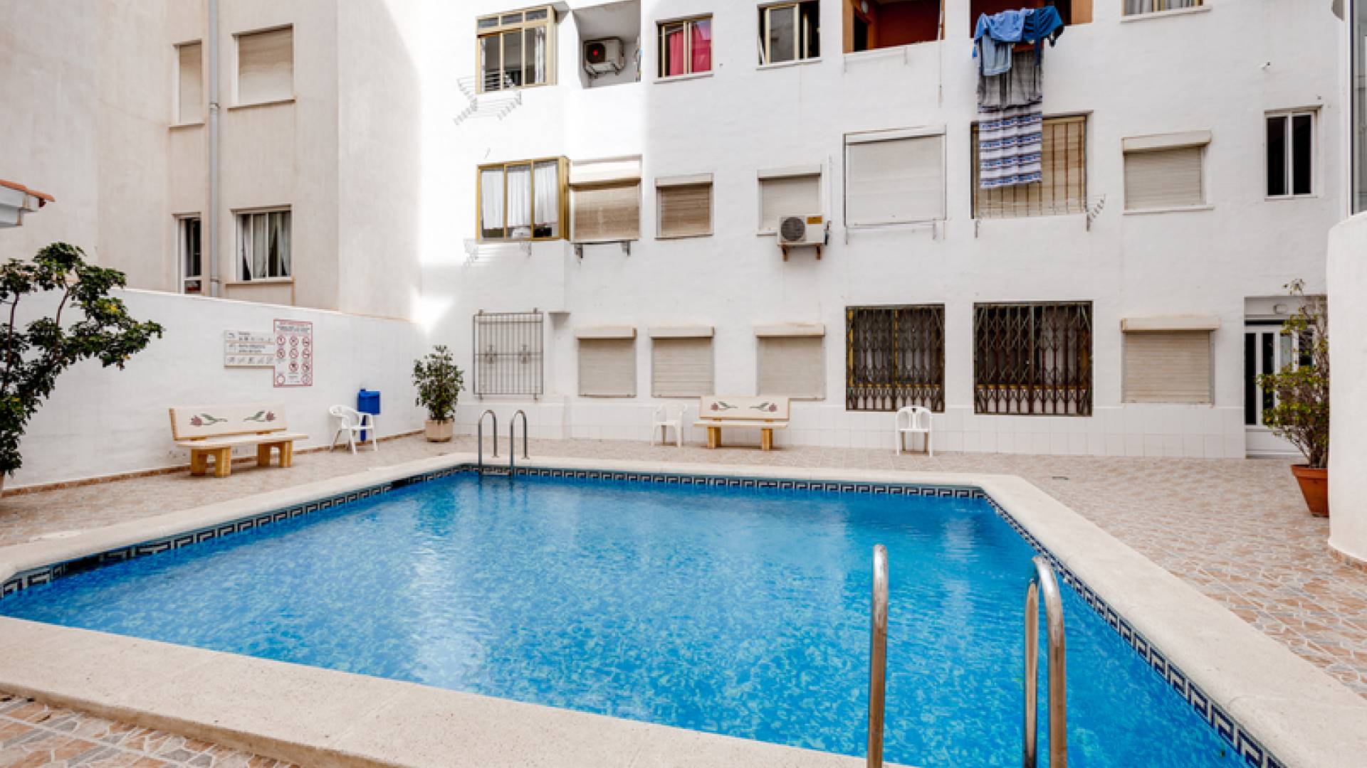 Resale - Apartment - Torrevieja - Beachside Torrevieja