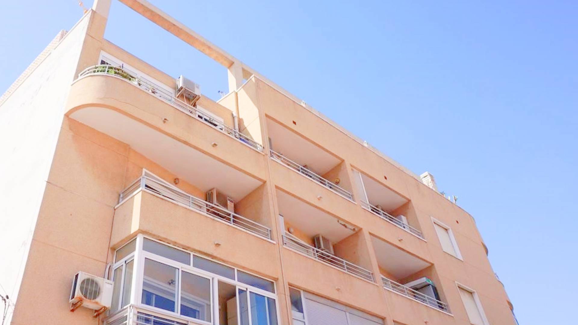 Resale - Apartment - Torrevieja - Beachside Torrevieja