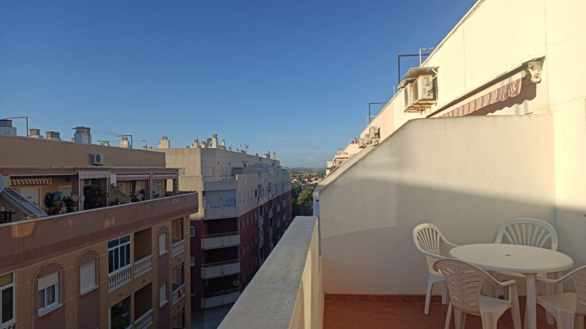 Resale - Apartment - Torrevieja - Beachside Torrevieja