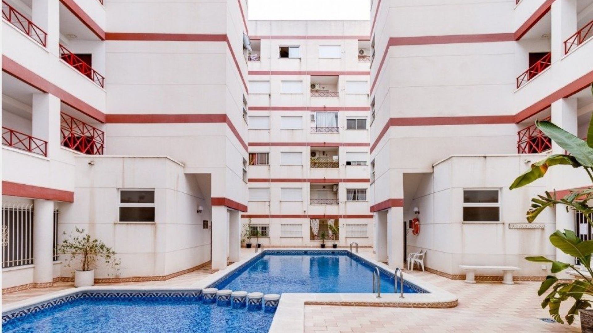 Resale - Apartment - Torrevieja - Beachside Torrevieja