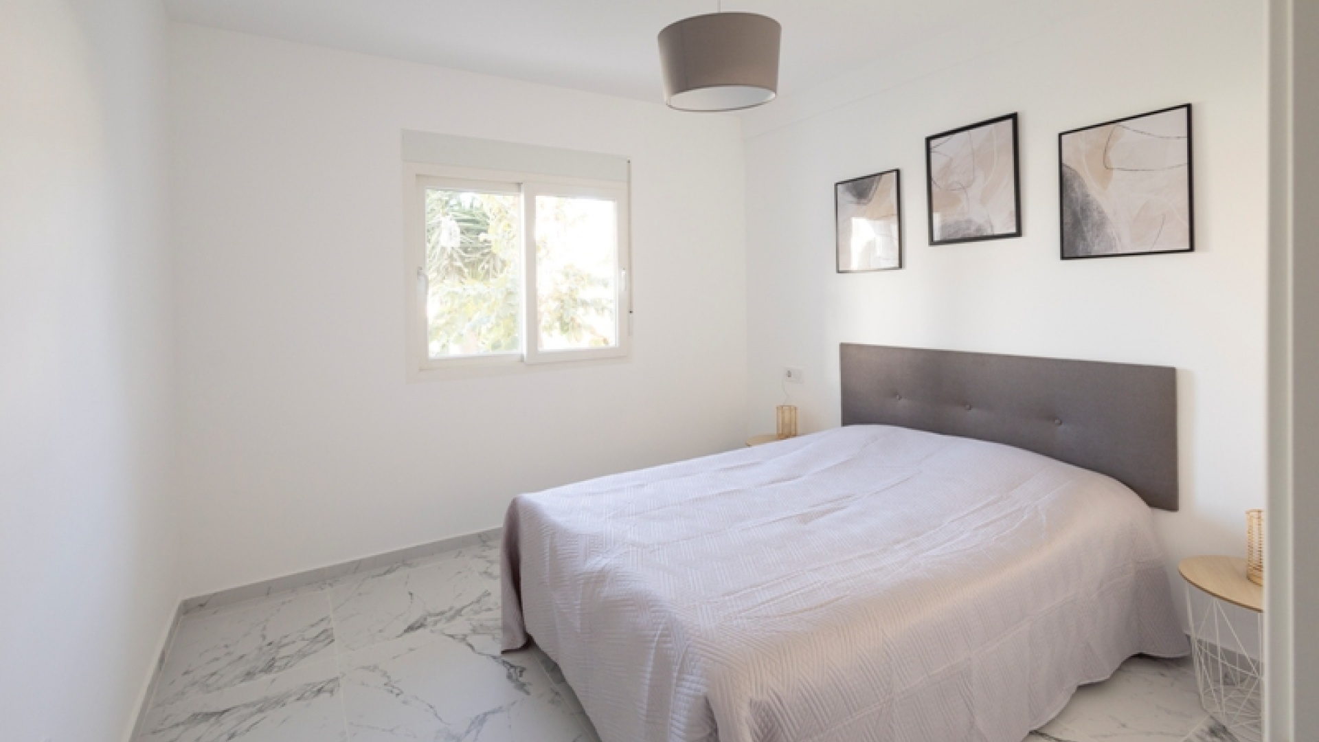 Resale - Apartment - Torrevieja - calas blancas