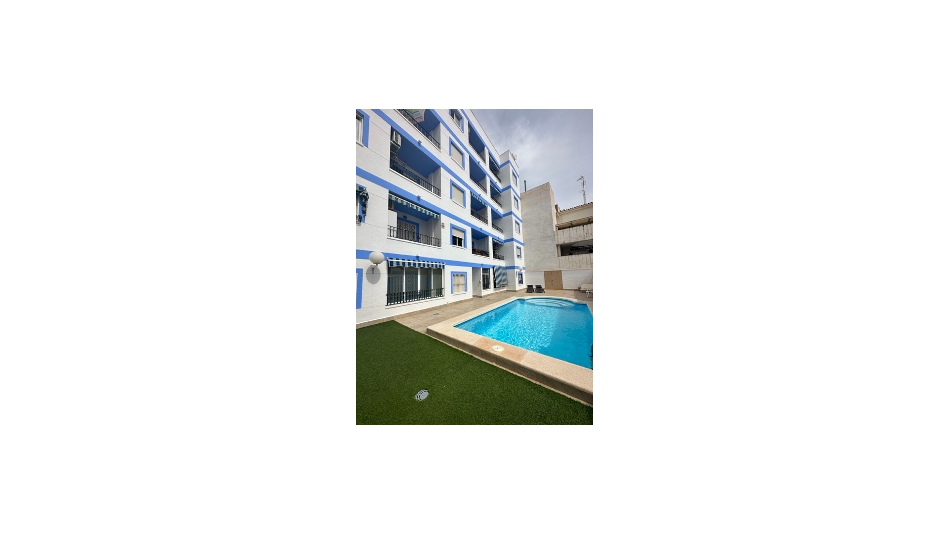 Resale - Apartment - Torrevieja - Centro