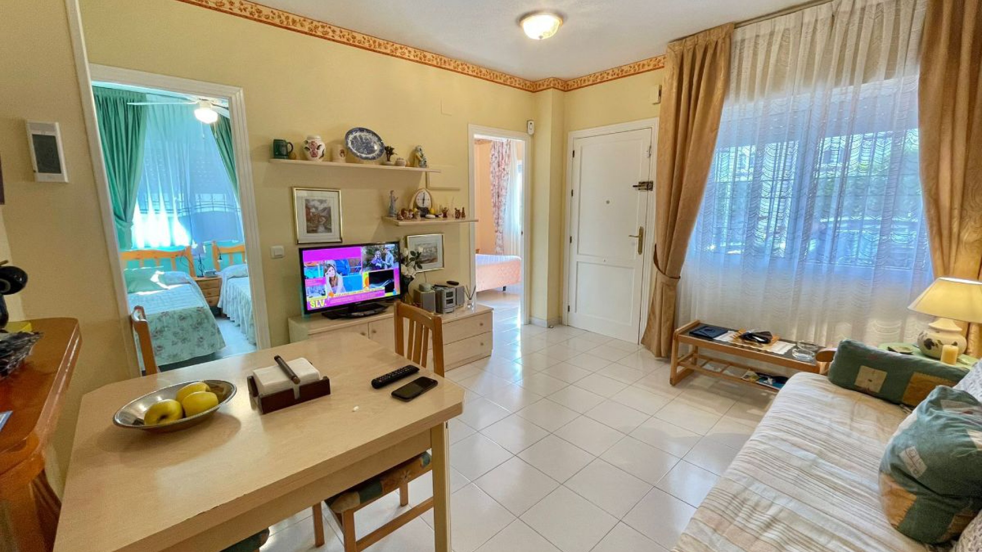 Resale - Apartment - Torrevieja - el paraiso