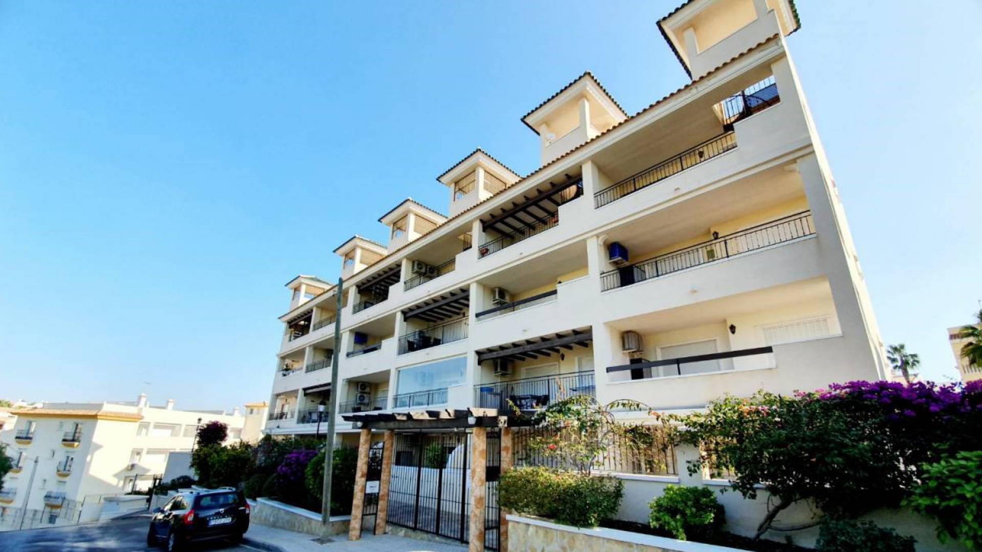 Resale - Apartment - Villamartin - jardin del alba