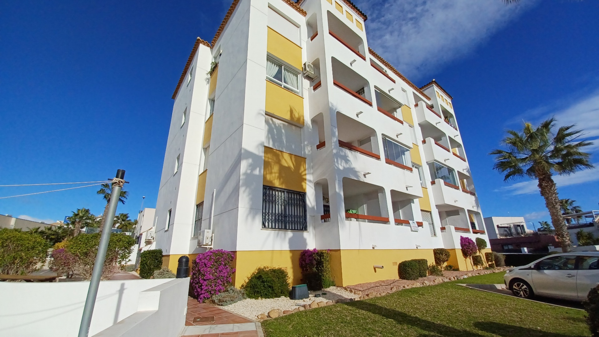Resale - Apartment - Villamartin - La Fuente