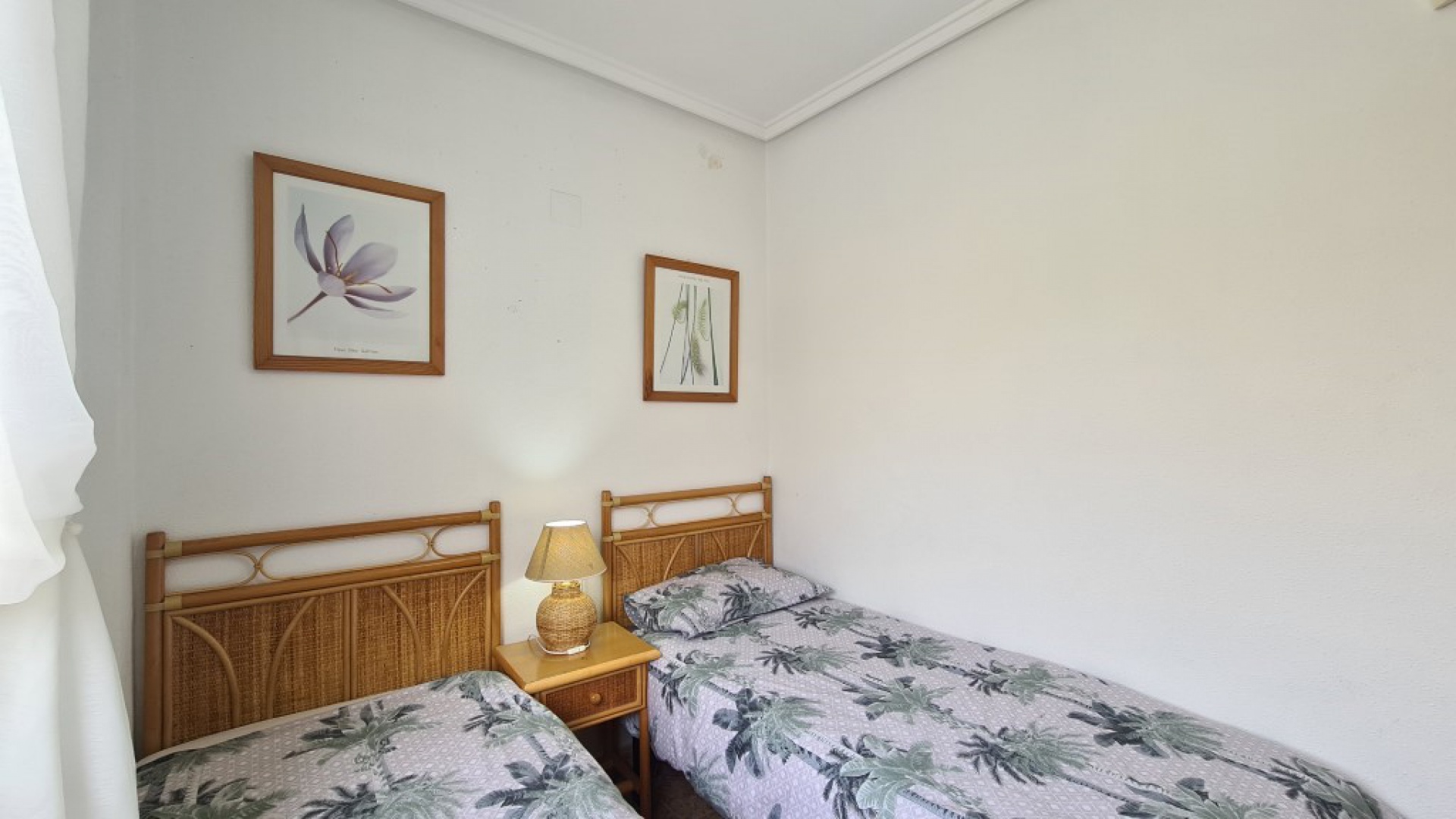 Resale - Apartment - Villamartin - st james hill