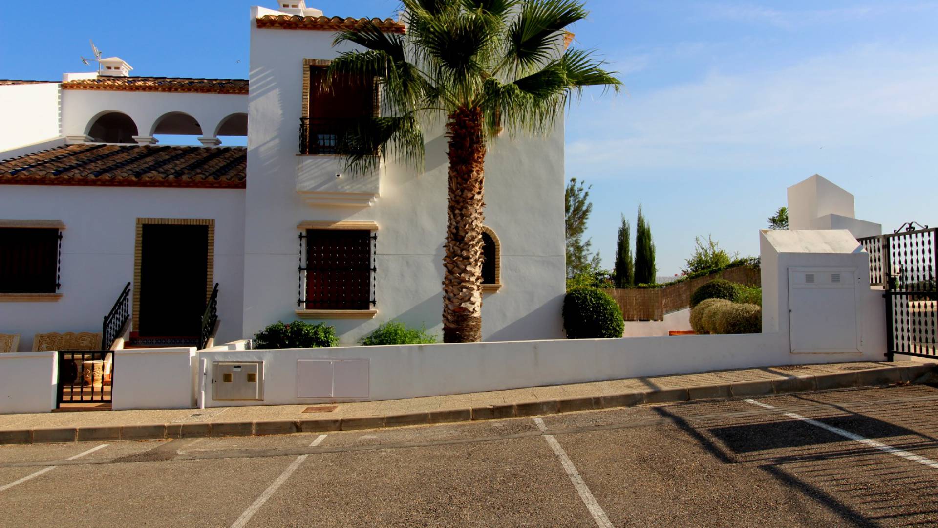 Resale - Apartment - Villamartin