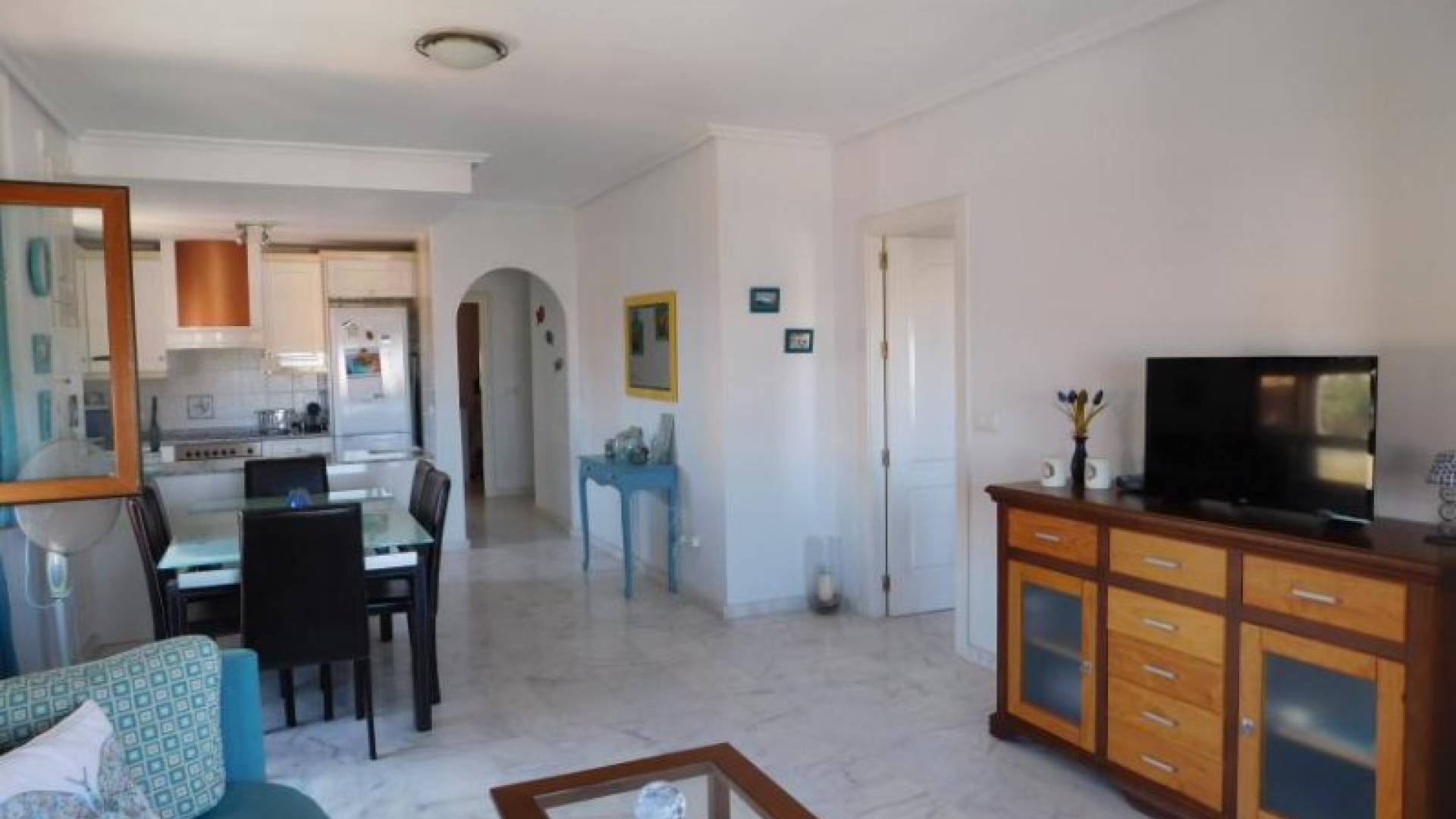 Resale - Apartment - Villamartin