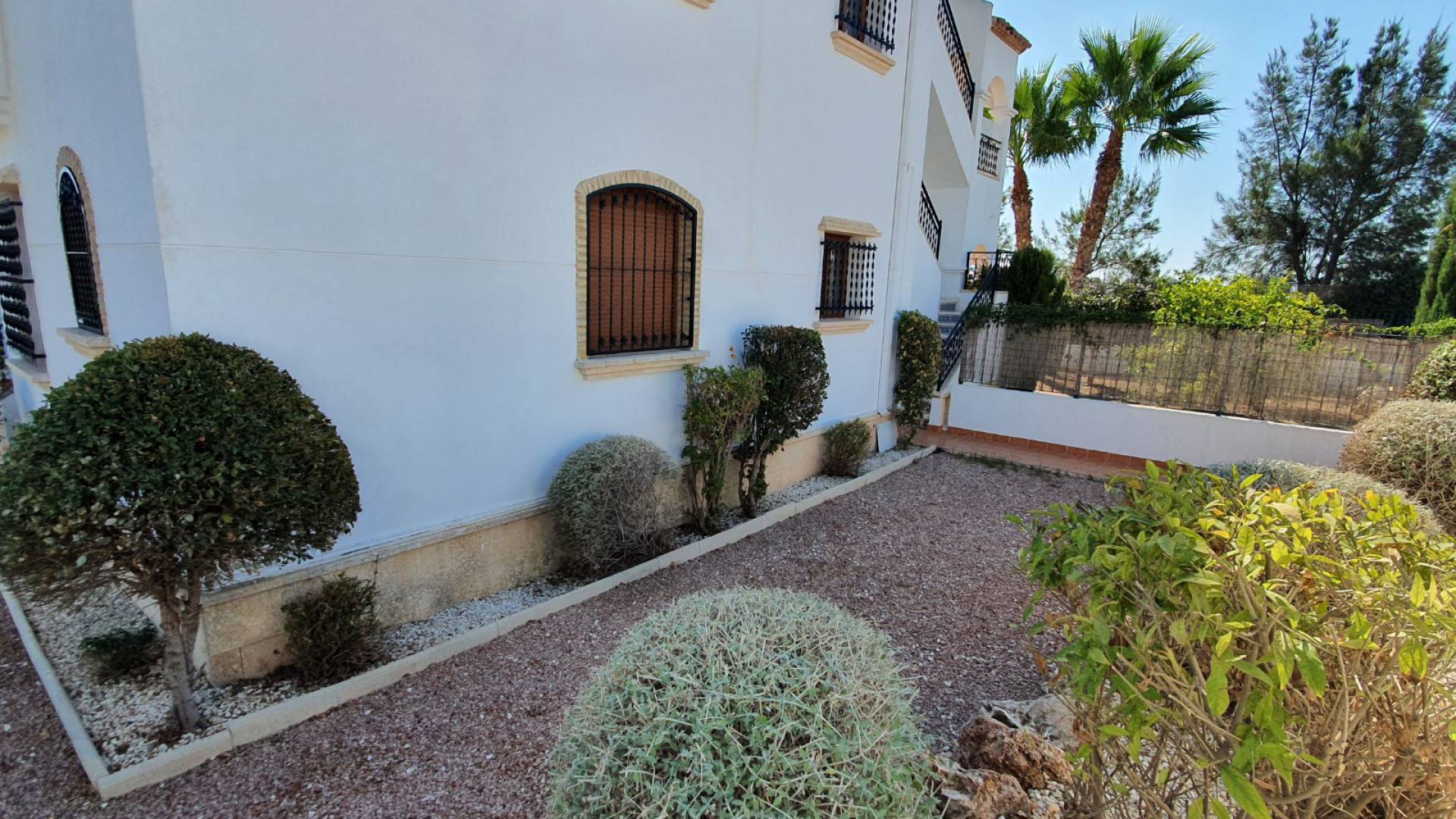 Resale - Apartment - Villamartin