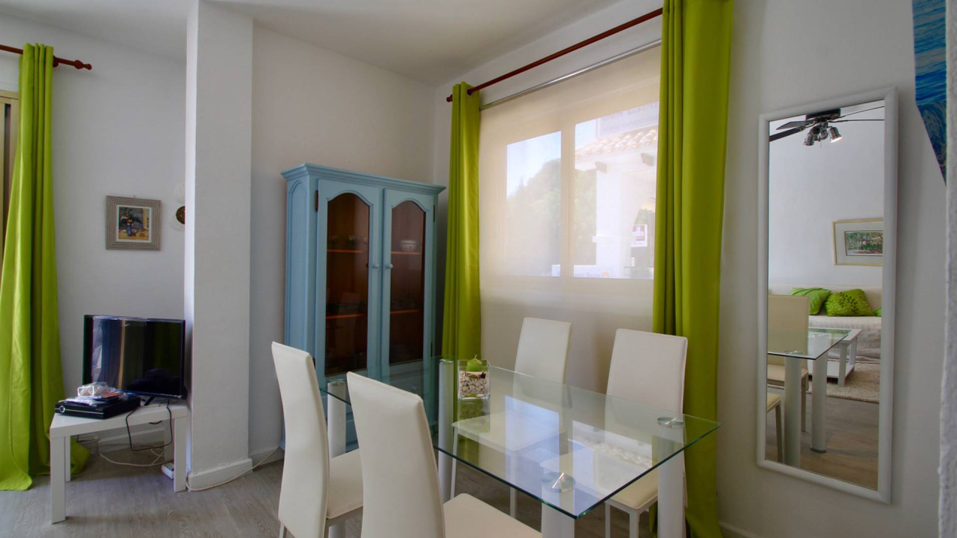 Resale - Apartment - Villamartin