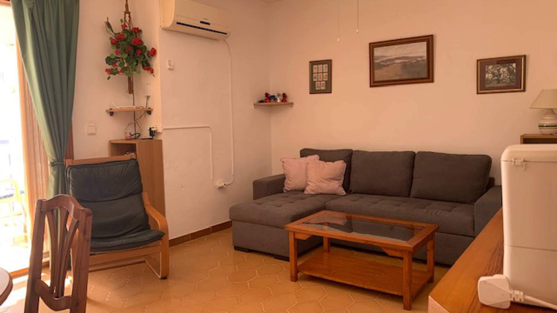 Resale - Apartment - Villamartin