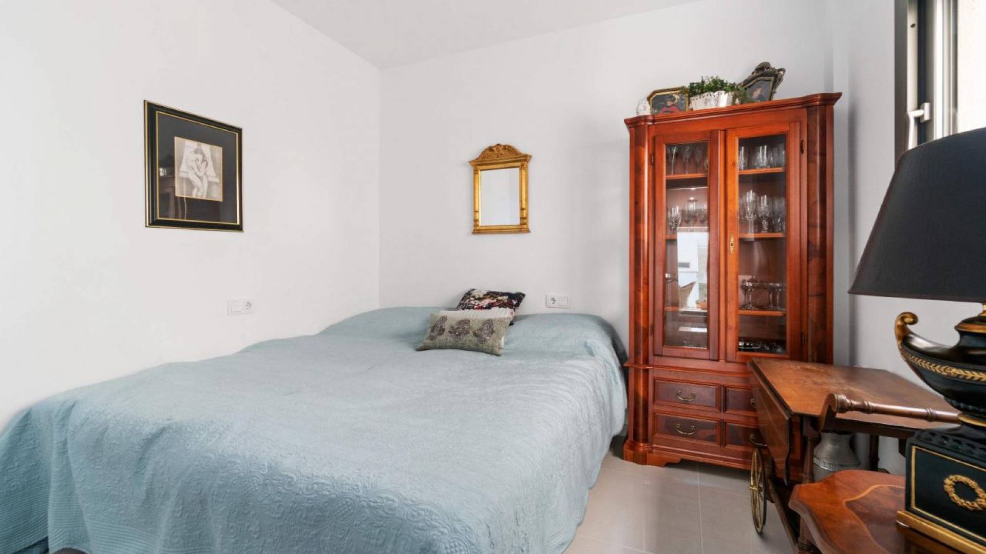 Resale - Apartment - Villamartin