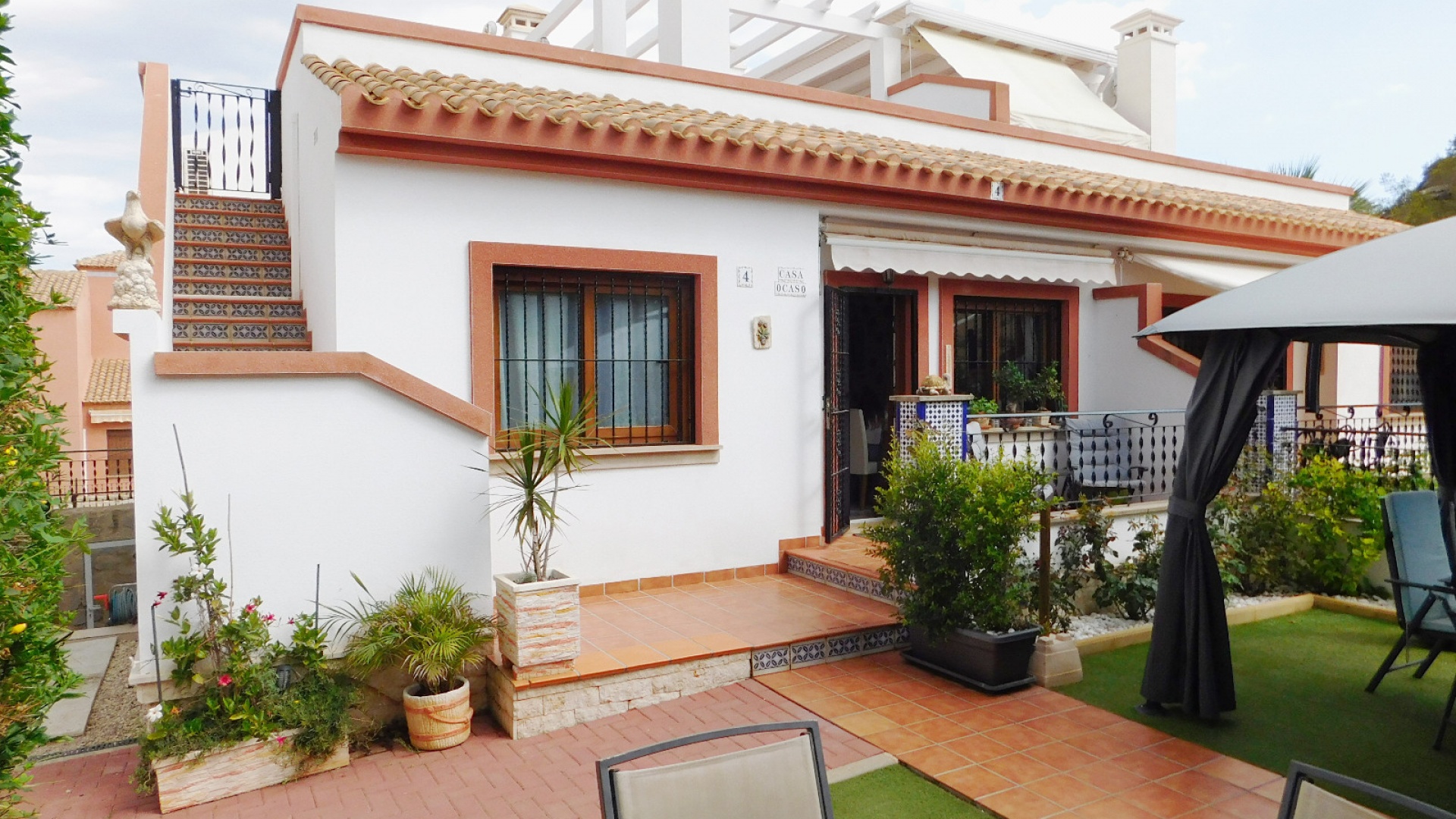 Resale - Bungalow - San Miguel de Salinas - La Canada