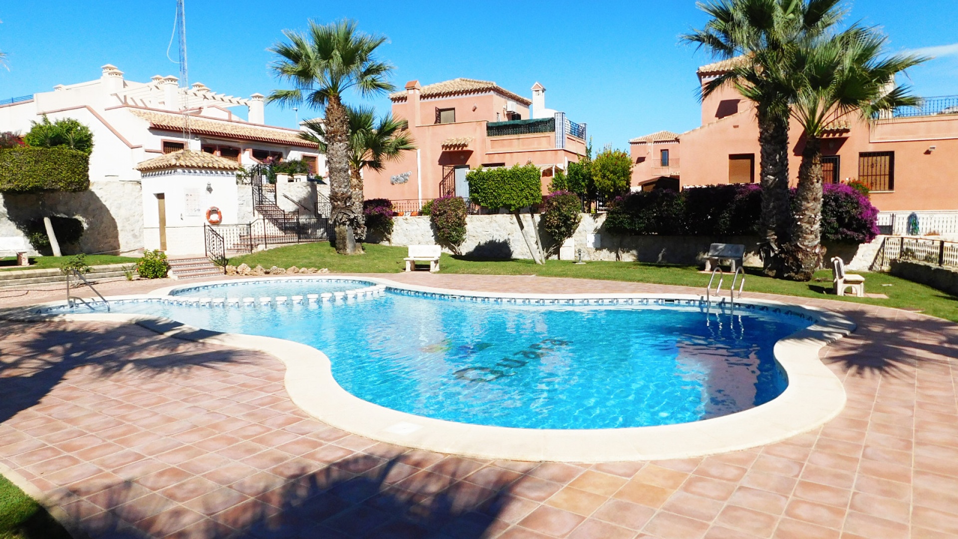 Resale - Bungalow - San Miguel de Salinas - La Canada