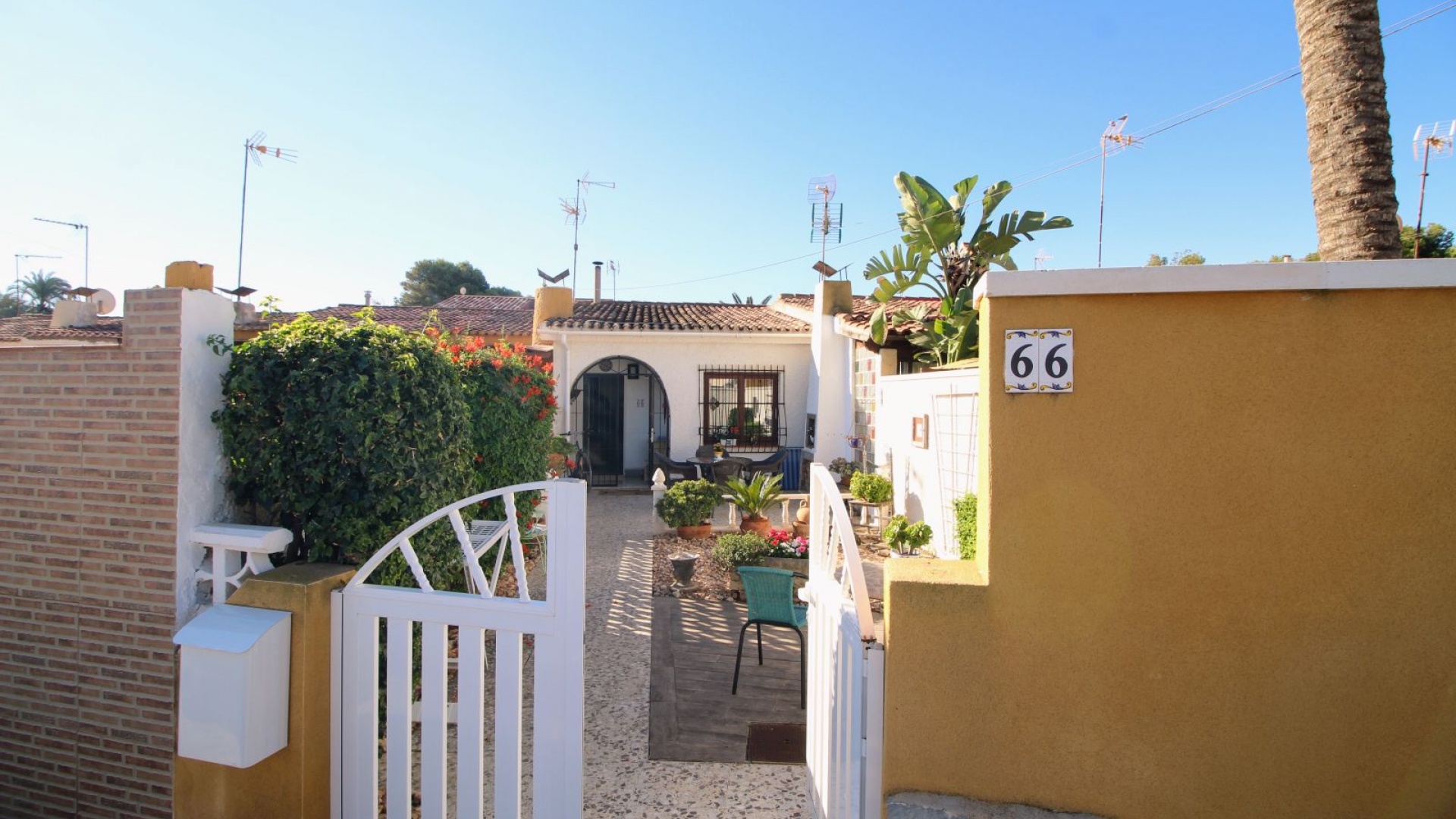 Resale - Bungalow - Torrevieja - Beachside Torrevieja