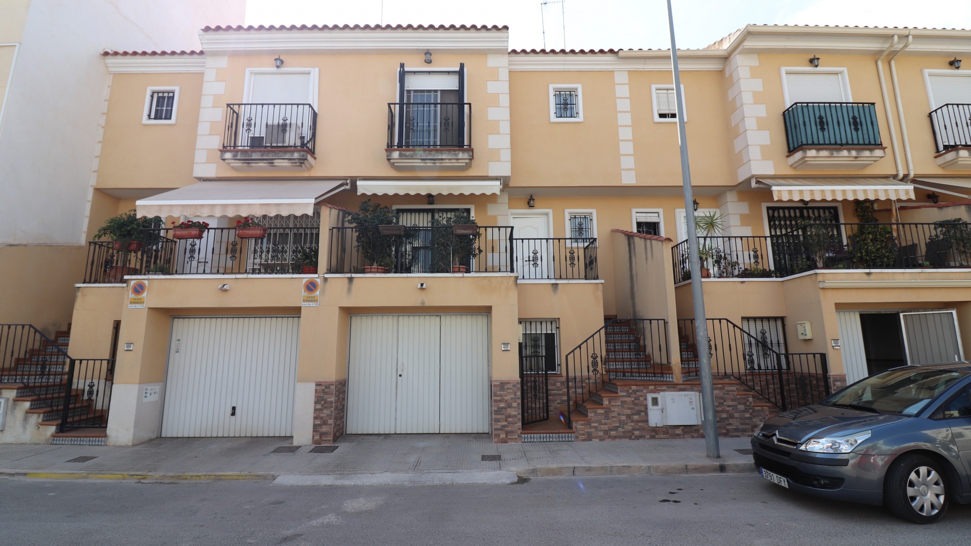 Resale - Townhouse - Almoradi - almoradi