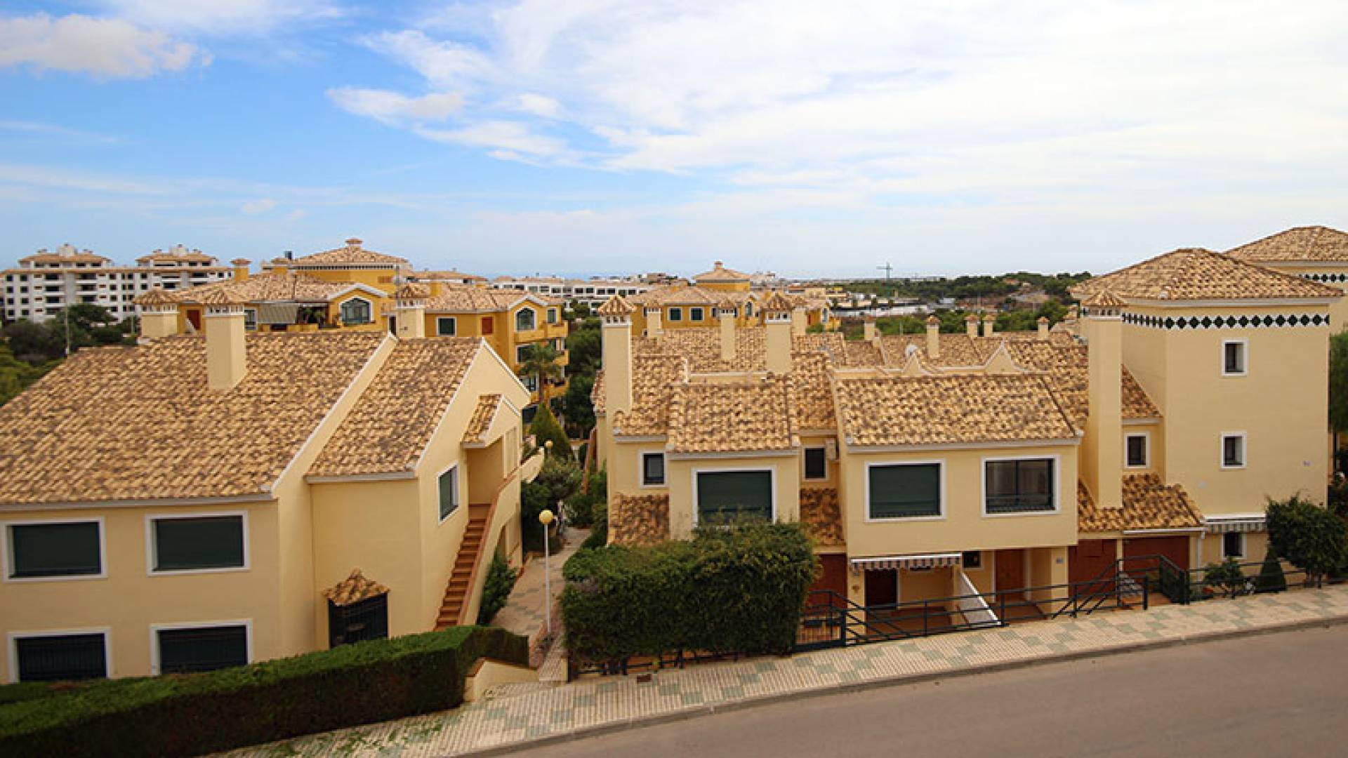 Resale - Townhouse - Campoamor