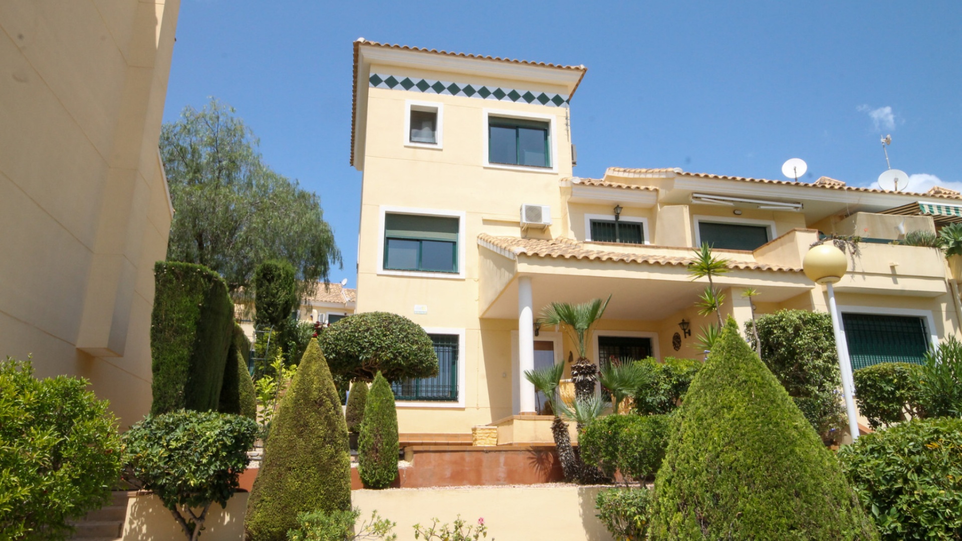 Resale - Townhouse - Campoamor